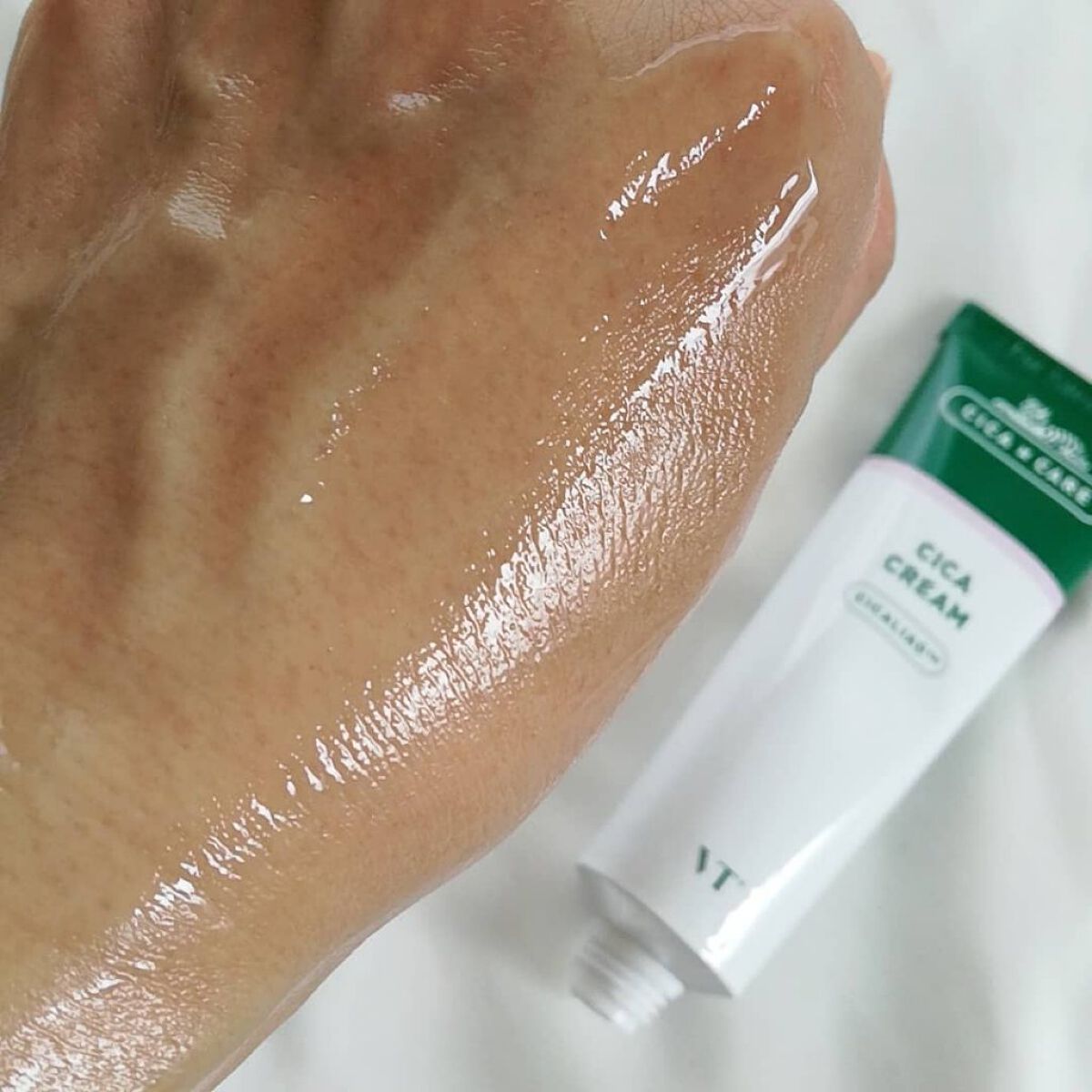 CICA クリーム/VT/フェイスクリームを使ったクチコミ(4枚目)