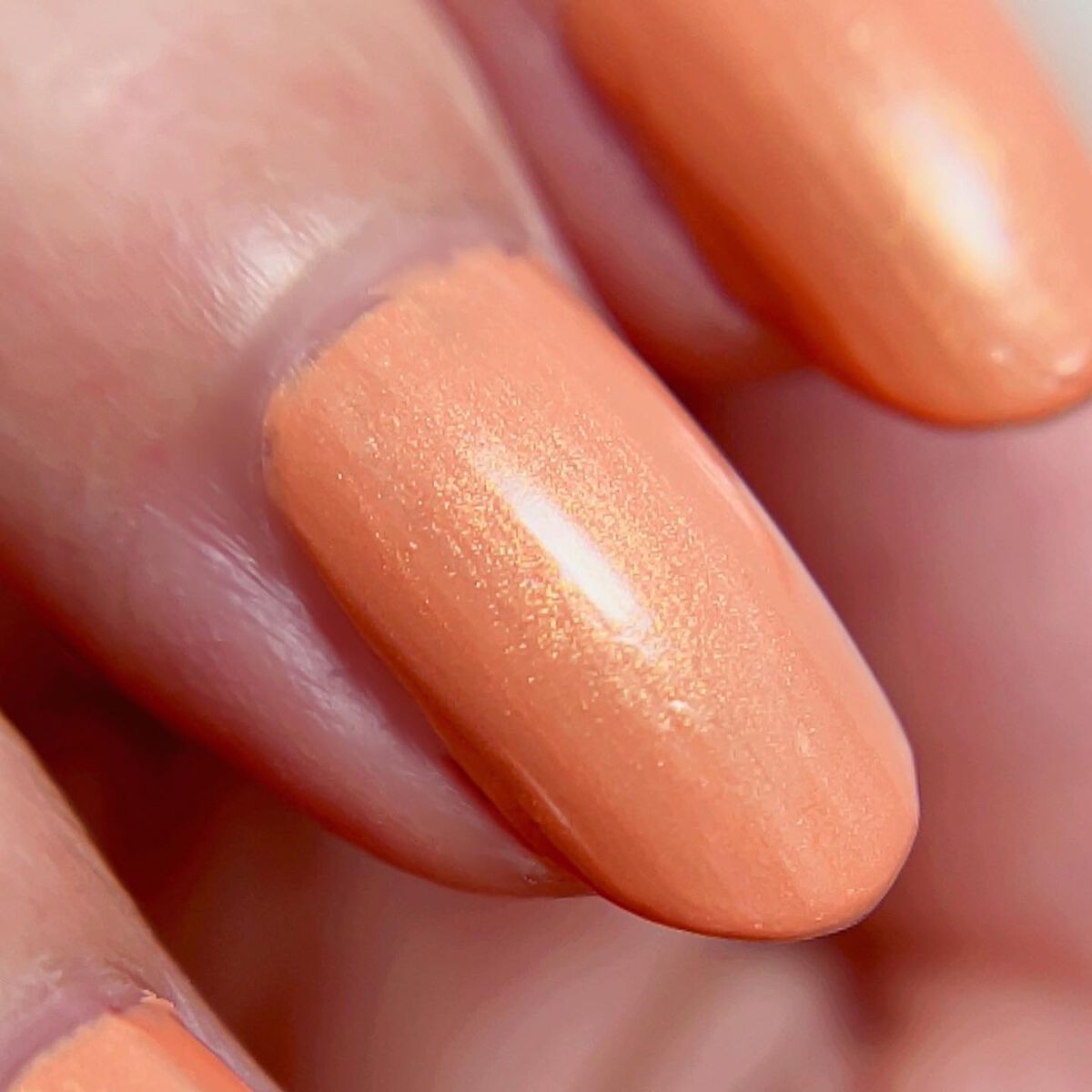 コンスピキュアス ネイルカラー /Amplitude/マニキュアを使ったクチコミ(4枚目)