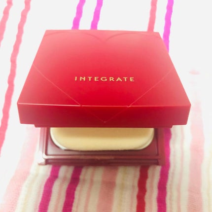 プロフィニッシュファンデーション/インテグレート/パウダーファンデーションを使ったクチコミ(2枚目)