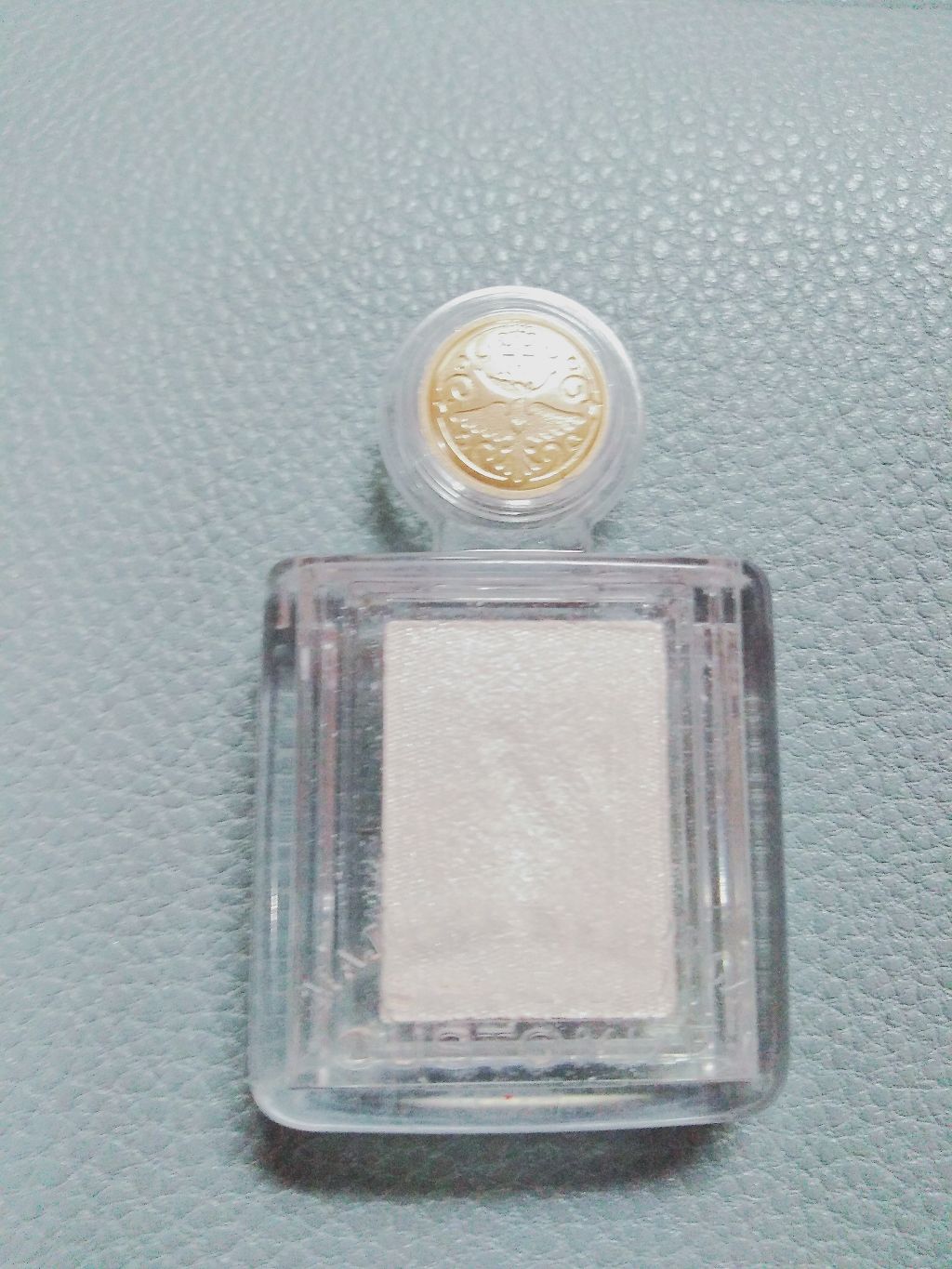 シャドーカスタマイズ/MAJOLICA MAJORCA/単色アイシャドウを使ったクチコミ（1枚目）