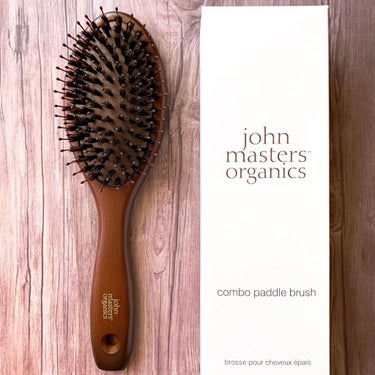 john masters organics コンボパドルブラシのクチコミ「念願のパドルブラシをゲットしました♡

✼••┈┈••✼••┈┈••✼••┈┈••✼••┈┈•.....」（2枚目）