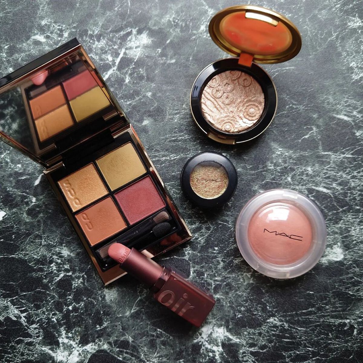 ダズルシャドウ/M・A・C/単色アイシャドウを使ったクチコミ（3枚目）