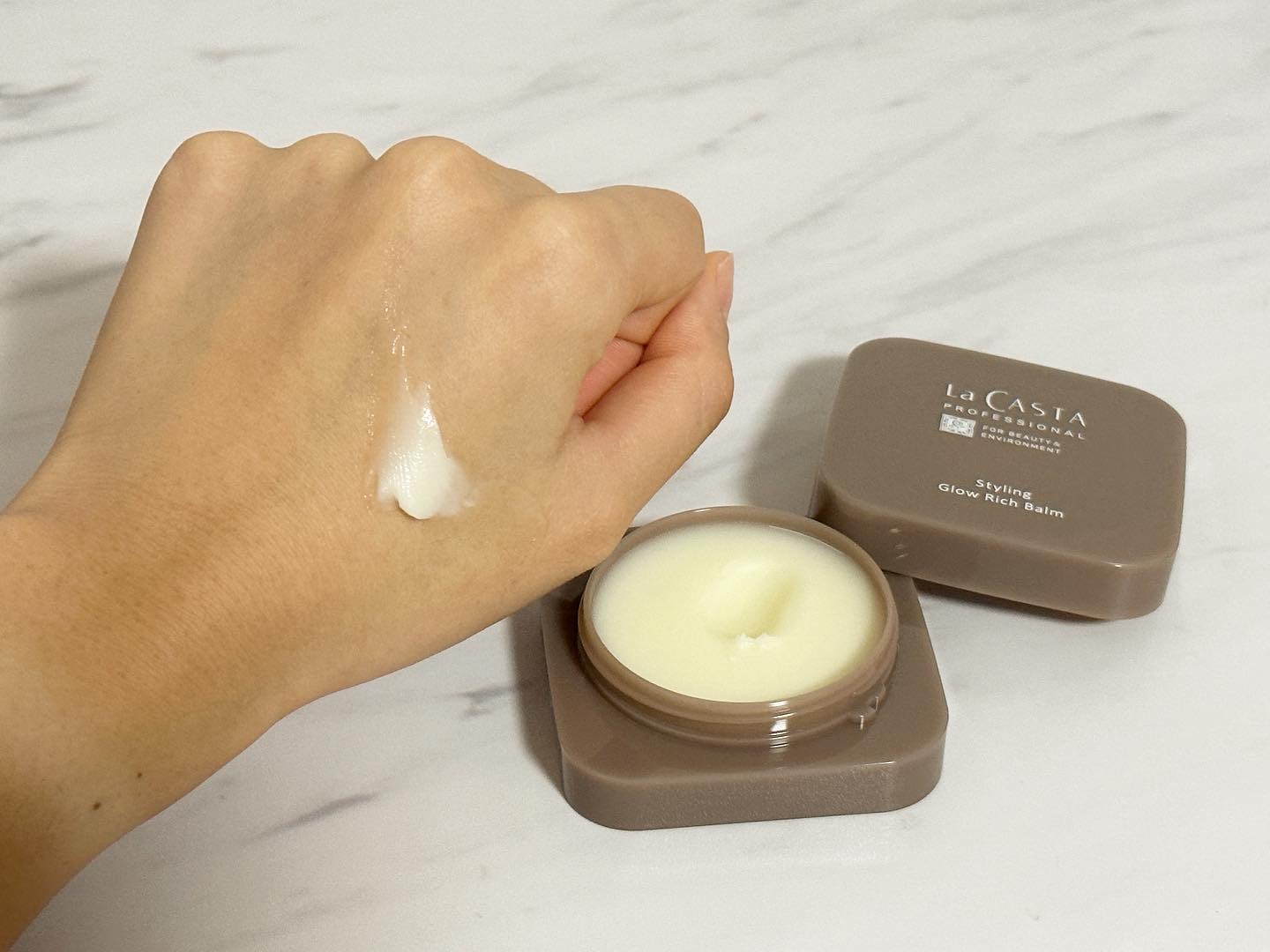 プロフェッショナル スタイリング グロウリッチ バーム /ラ・カスタ　プロフェッショナル/ヘアバームを使ったクチコミ（3枚目）