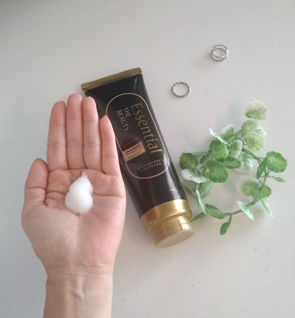 THE BEAUTY 髪のキメ美容プレミアムトリートメント＜モイストリペアプレミアム＞/エッセンシャル/洗い流すヘアトリートメントを使ったクチコミ（3枚目）