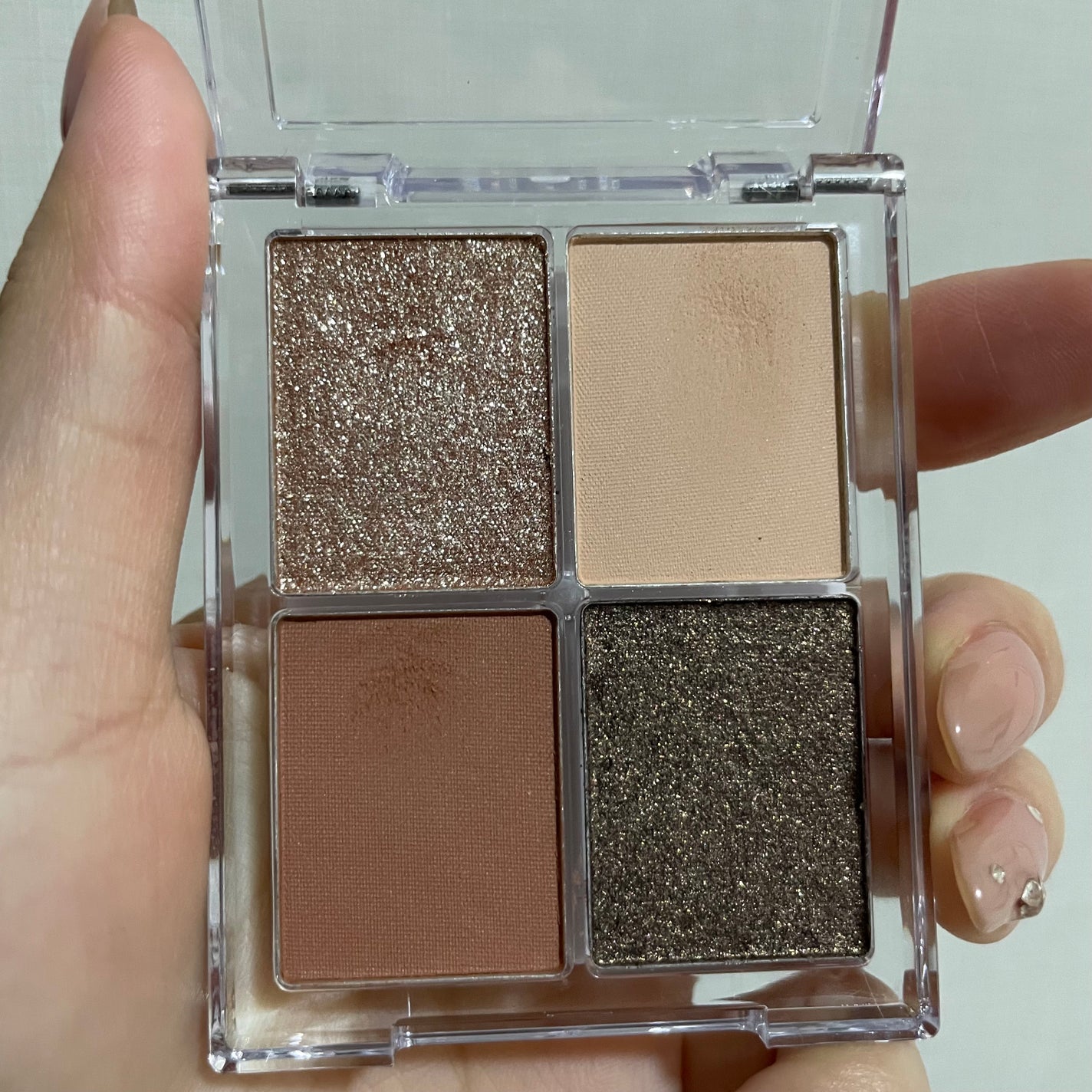 きのこ on LIPS 「#aZTK07500円?!って買ったアイシャドウ安いのに発色い..」(3枚目)