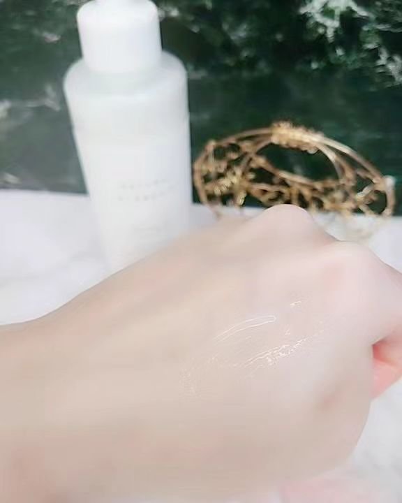 バランシングゲル/ナチュラルエレメンツ/フェイスクリームを使ったクチコミ（3枚目）