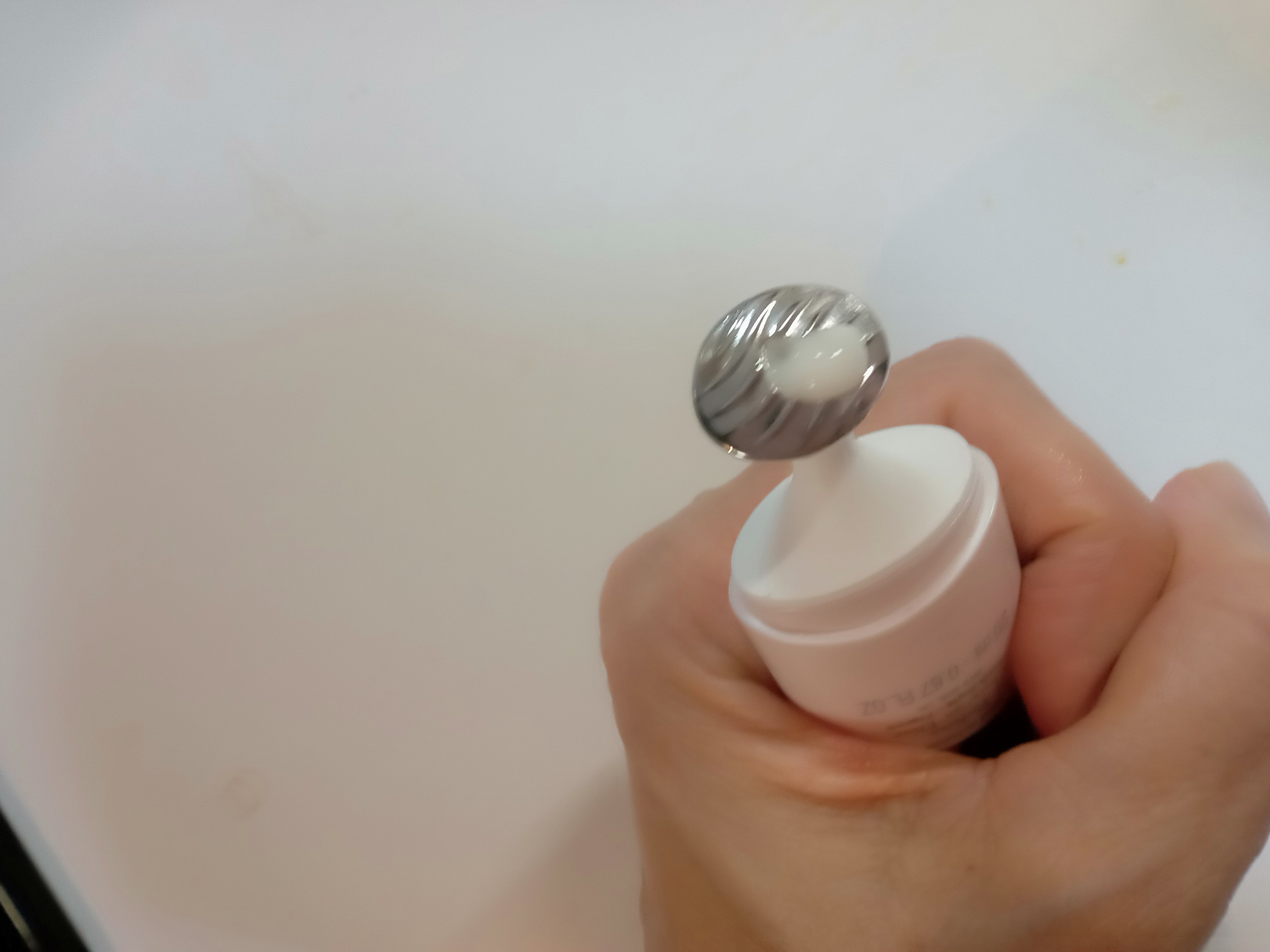 カプチュール トータル セル ENGY アイ セラム/Dior/アイケア・アイクリームを使ったクチコミ（2枚目）