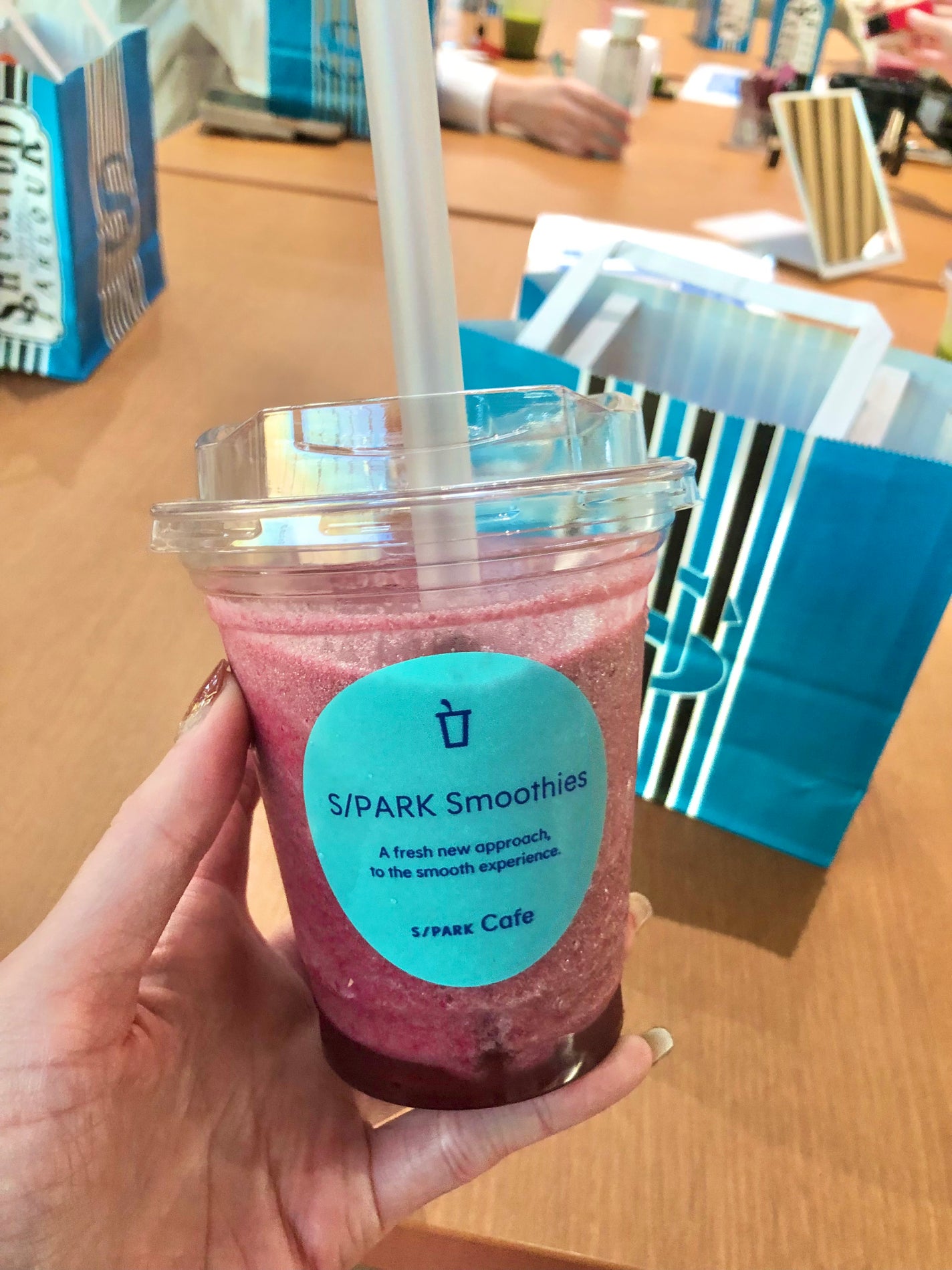 chicca 特殊メイクさんの偏愛美容 on LIPS 「これめっちゃテンション上がった💡資生堂さんの研究所🧪潜入レポ👍..」(8枚目)