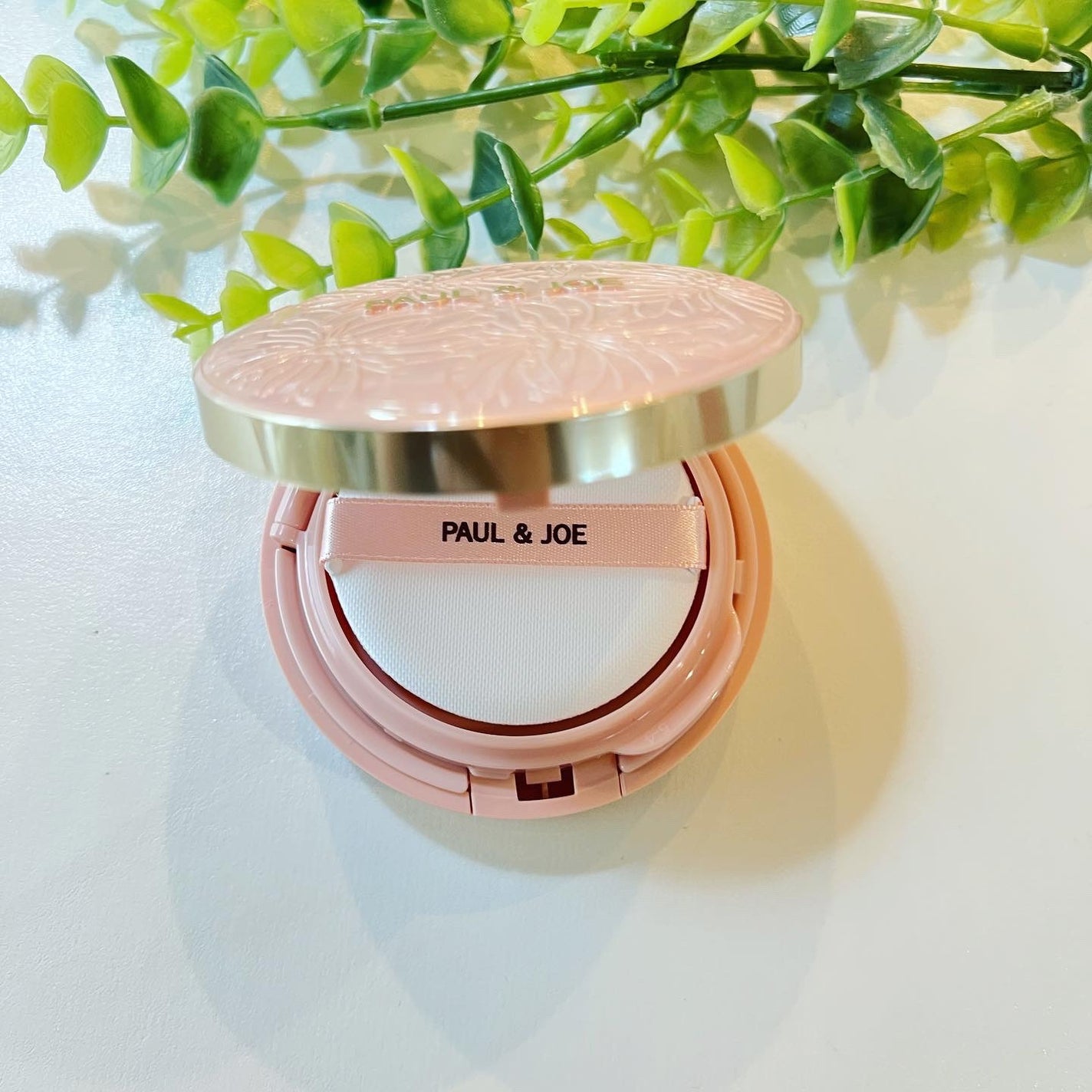 シースルー ヴェール コンパクト/PAUL & JOE BEAUTE/ファンデーションを使ったクチコミ(3枚目)