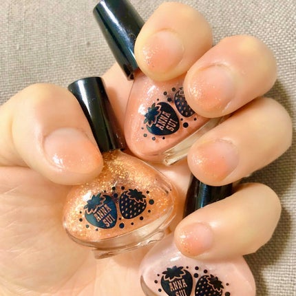 ANNA SUI ドーリー ガール ネイルカラーのクチコミ「ピンクグラデ💗【ぷっくり透明感💅】爪長効果❣️❣️❣️#ショートネイル
.
✔︎ANNA SU.....」(2枚目)