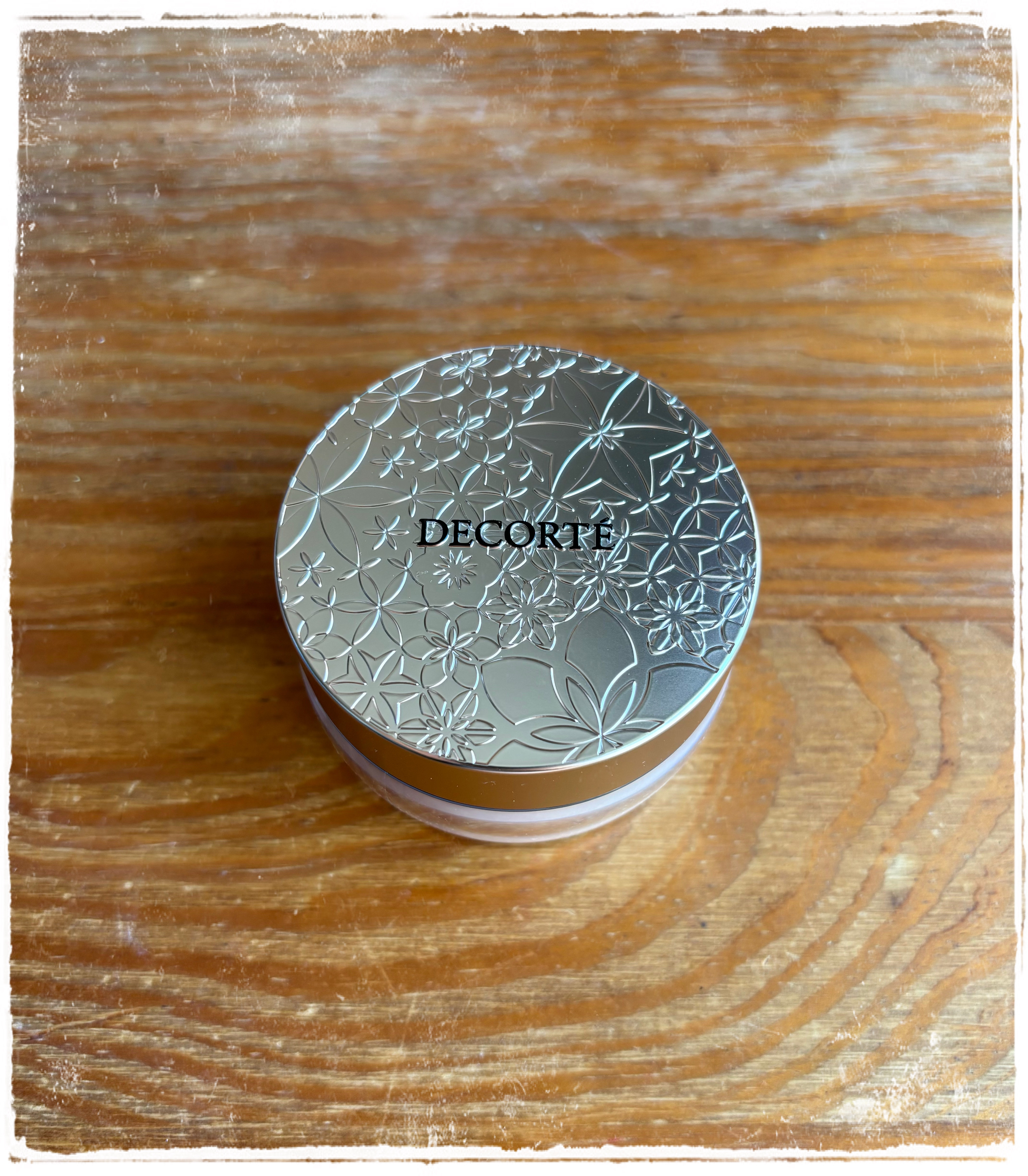 フェイスパウダー/DECORTÉ/ルースパウダーを使ったクチコミ（1枚目）