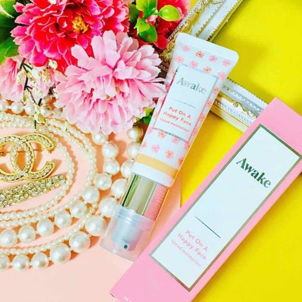 プットオンアハッピーフェイス ティンティド モイスチュアライザー 00 light/Awake/CCクリームを使ったクチコミ(1枚目)