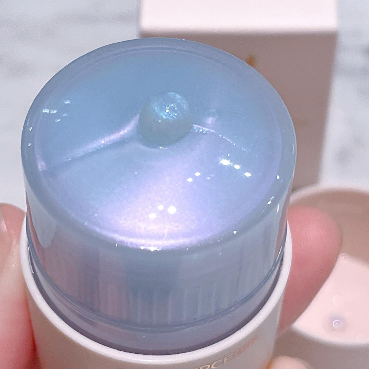 リップセリン 03 アイシーブルー/Glint/リップグロスを使ったクチコミ（3枚目）