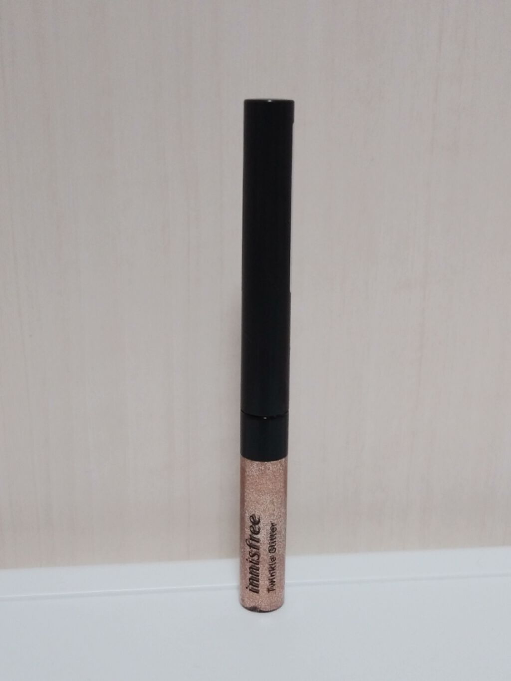 トゥインクル グリッター/innisfree/リキッドアイライナーを使ったクチコミ(1枚目)