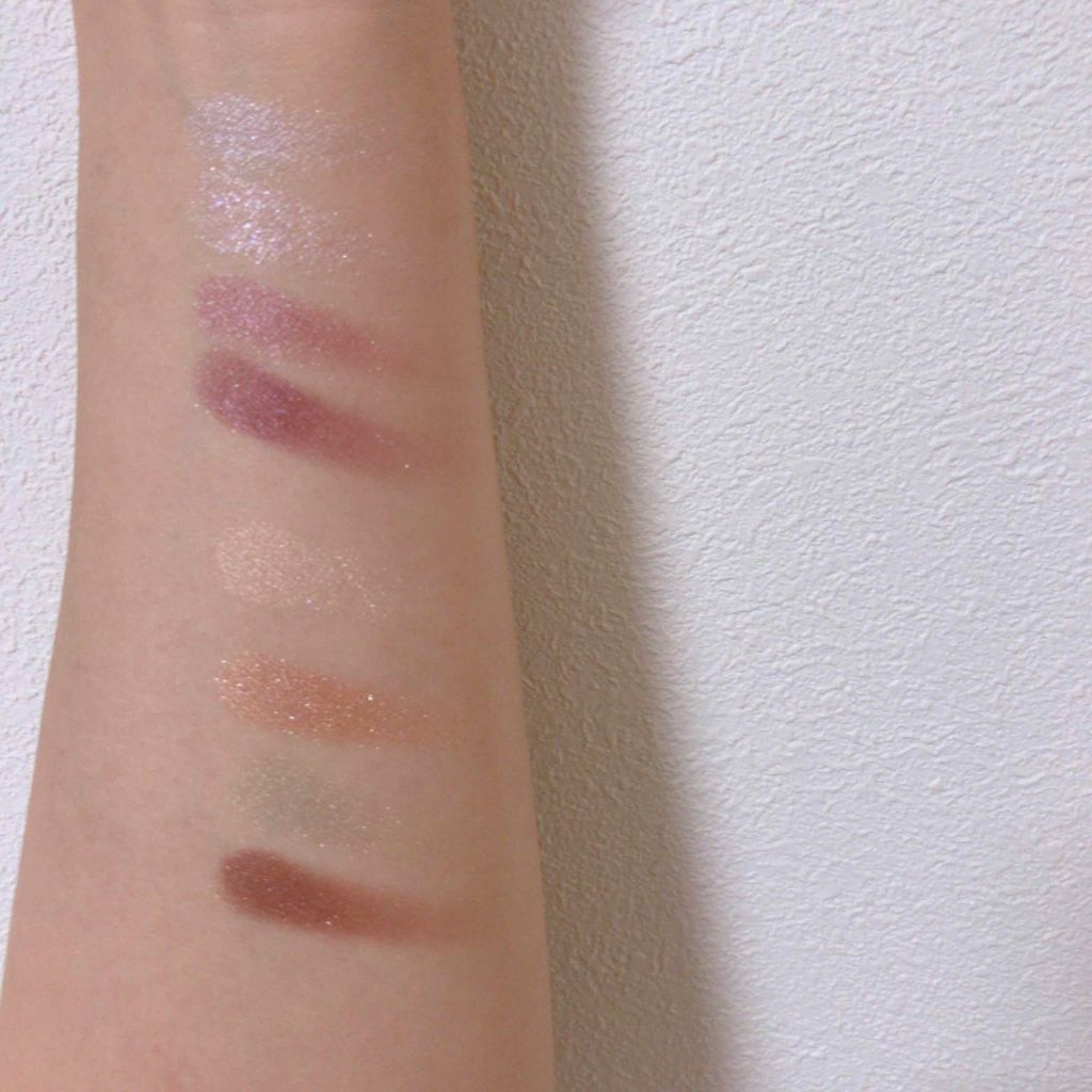 リアルクローズシャドウ/excel/アイシャドウパレットを使ったクチコミ(2枚目)