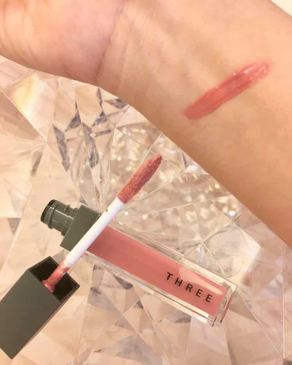 リリカルリップブルーム/THREE/口紅を使ったクチコミ(2枚目)