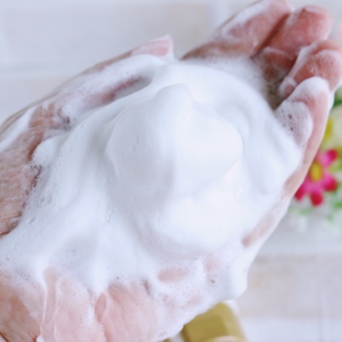 キレイ・デ・ボーテ フレッシュソープ/キレイ・デ・ラボ/洗顔フォームを使ったクチコミ（3枚目）