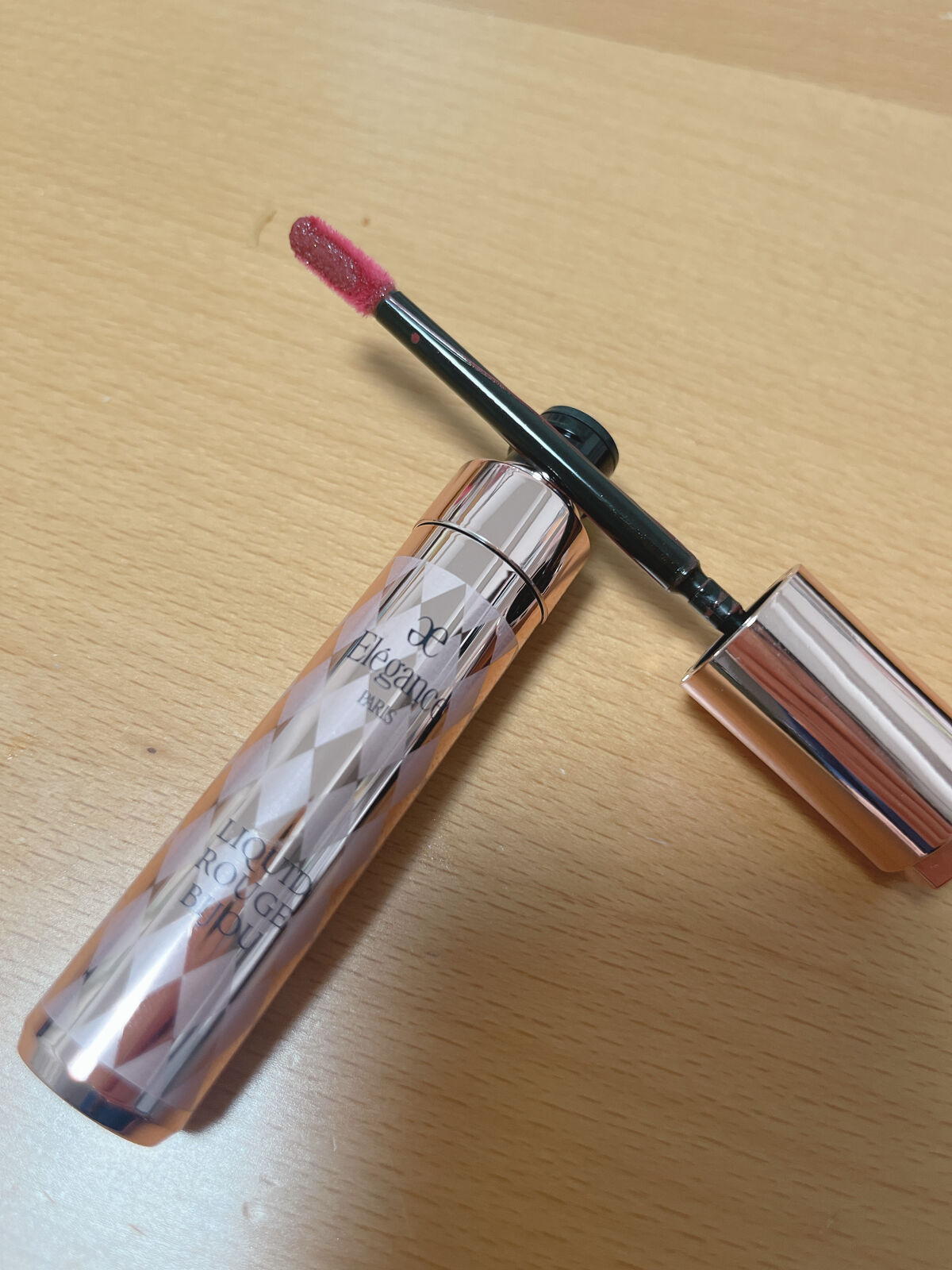 エレガンス リクイッド ルージュ ビジュー/Elégance/口紅を使ったクチコミ（2枚目）