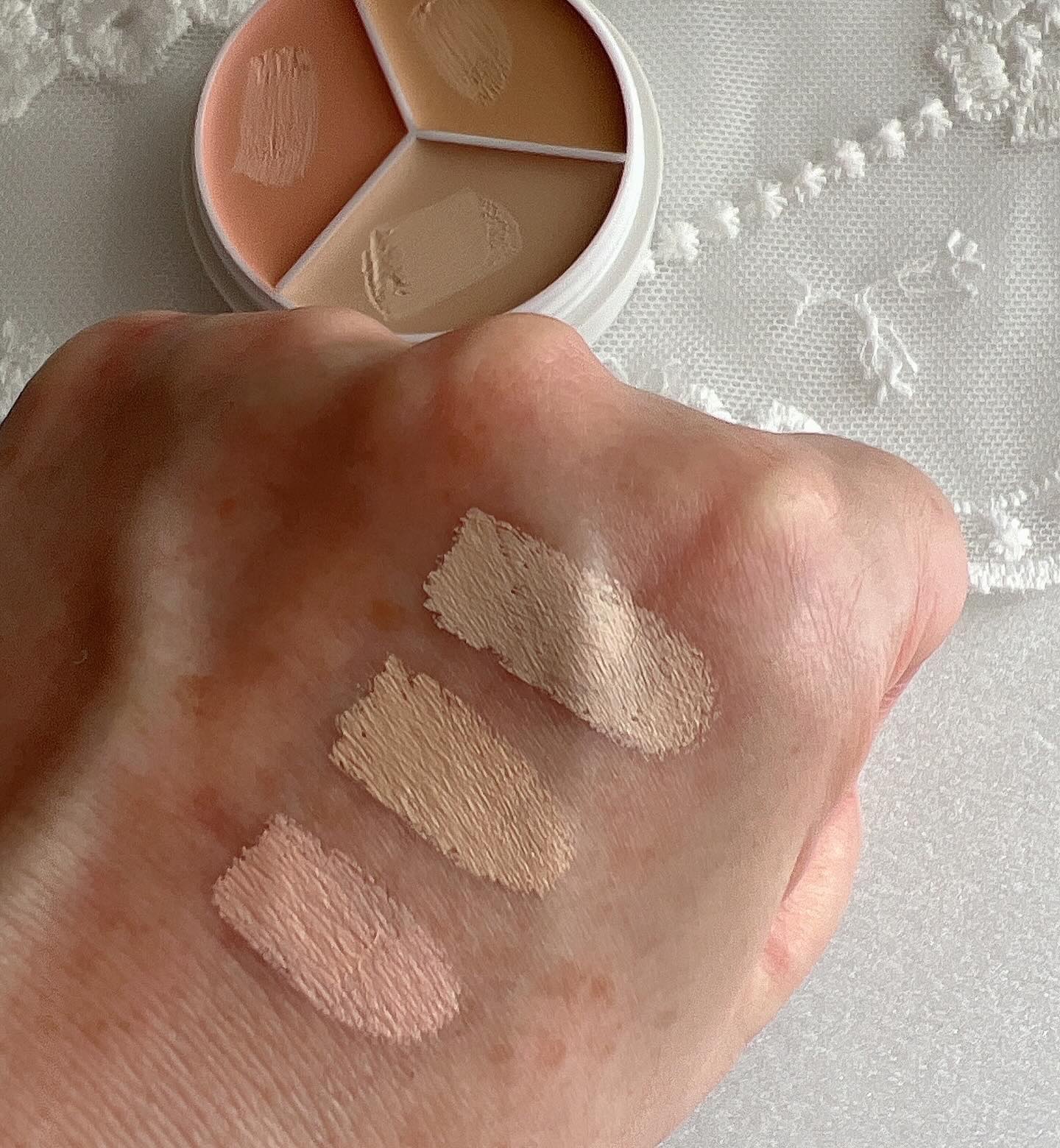 カバーアッププロコンシーラー/TFIT/パレットコンシーラーを使ったクチコミ（3枚目）