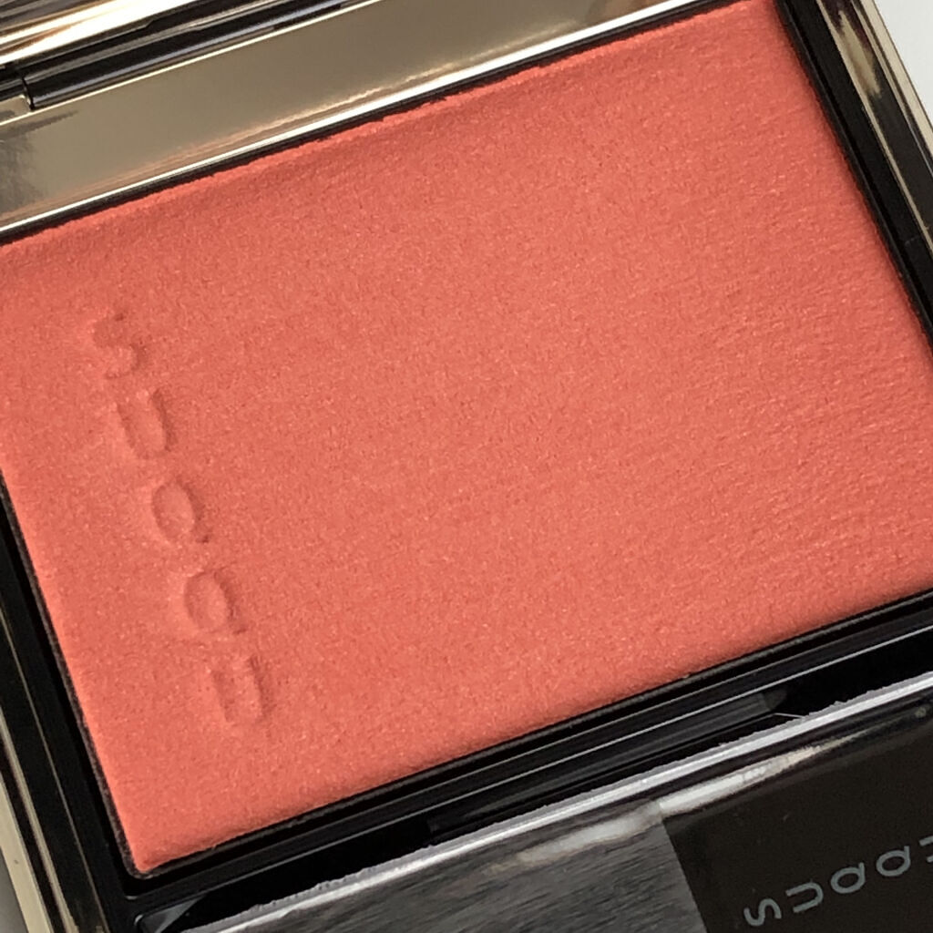 メルティング パウダー ブラッシュ/SUQQU/パウダーチークを使ったクチコミ（2枚目）