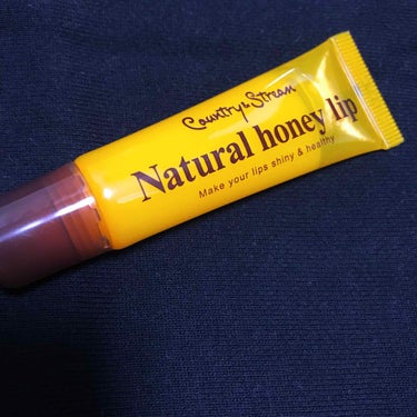 カントリー&ストリーム ハニーフルリップ HMのクチコミ「Natural honey lip🍯🐝
  ハニーフルリップ

最近購入したこのリップが良すぎ.....」（1枚目）