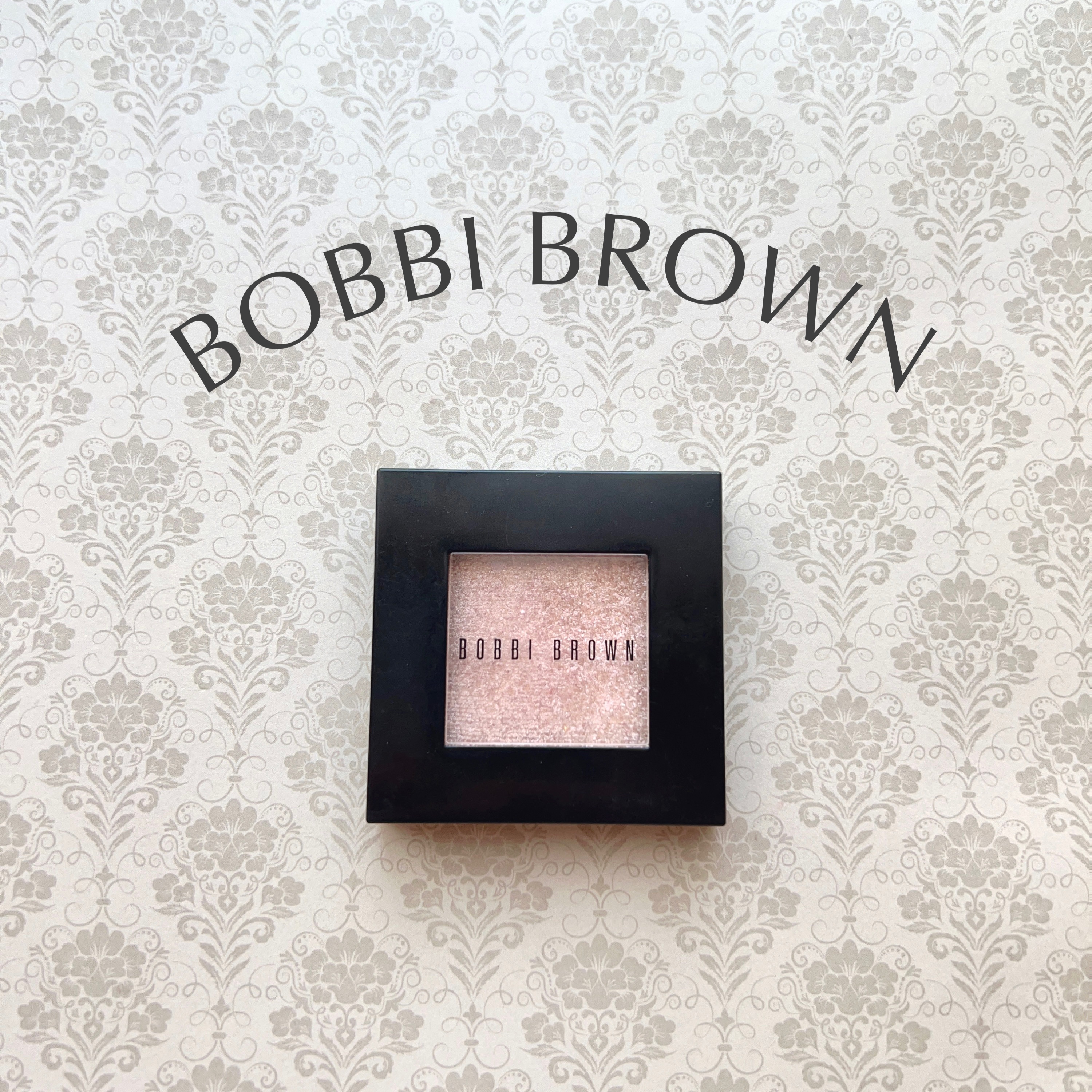 スパークル アイシャドウ 03 バレエピンク/BOBBI BROWN/単色アイシャドウを使ったクチコミ（1枚目）