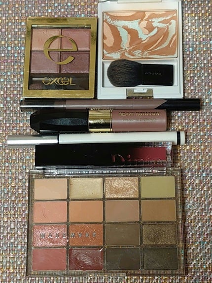 スキニーリッチシャドウ/excel/アイシャドウパレットを使ったクチコミ(1枚目)