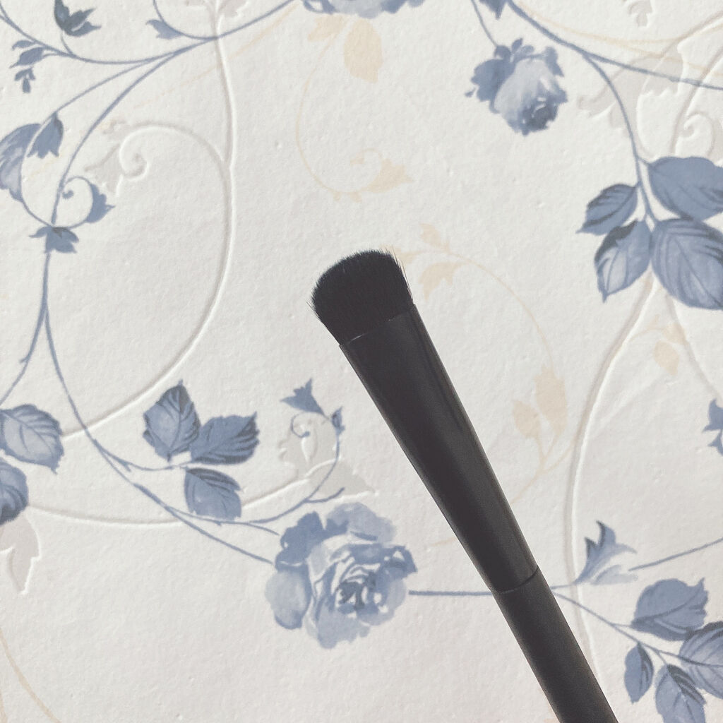 URGLAM　CONTOURING BRUSH B（コントゥアリングブラシB）/U R GLAM/メイクブラシを使ったクチコミ（3枚目）