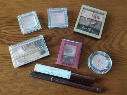 トーンアップアイシャドウ/CEZANNE/アイシャドウパレットを使ったクチコミ(1枚目)