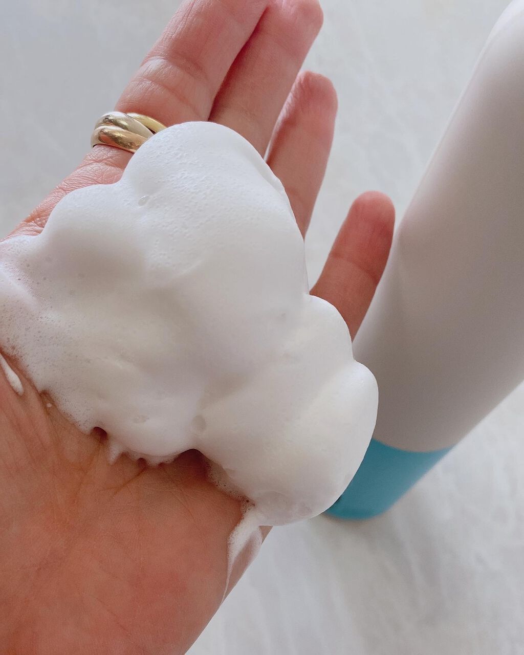 オーガニックスパークリングシャンプー/b.ris/市販シャンプーを使ったクチコミ（3枚目）