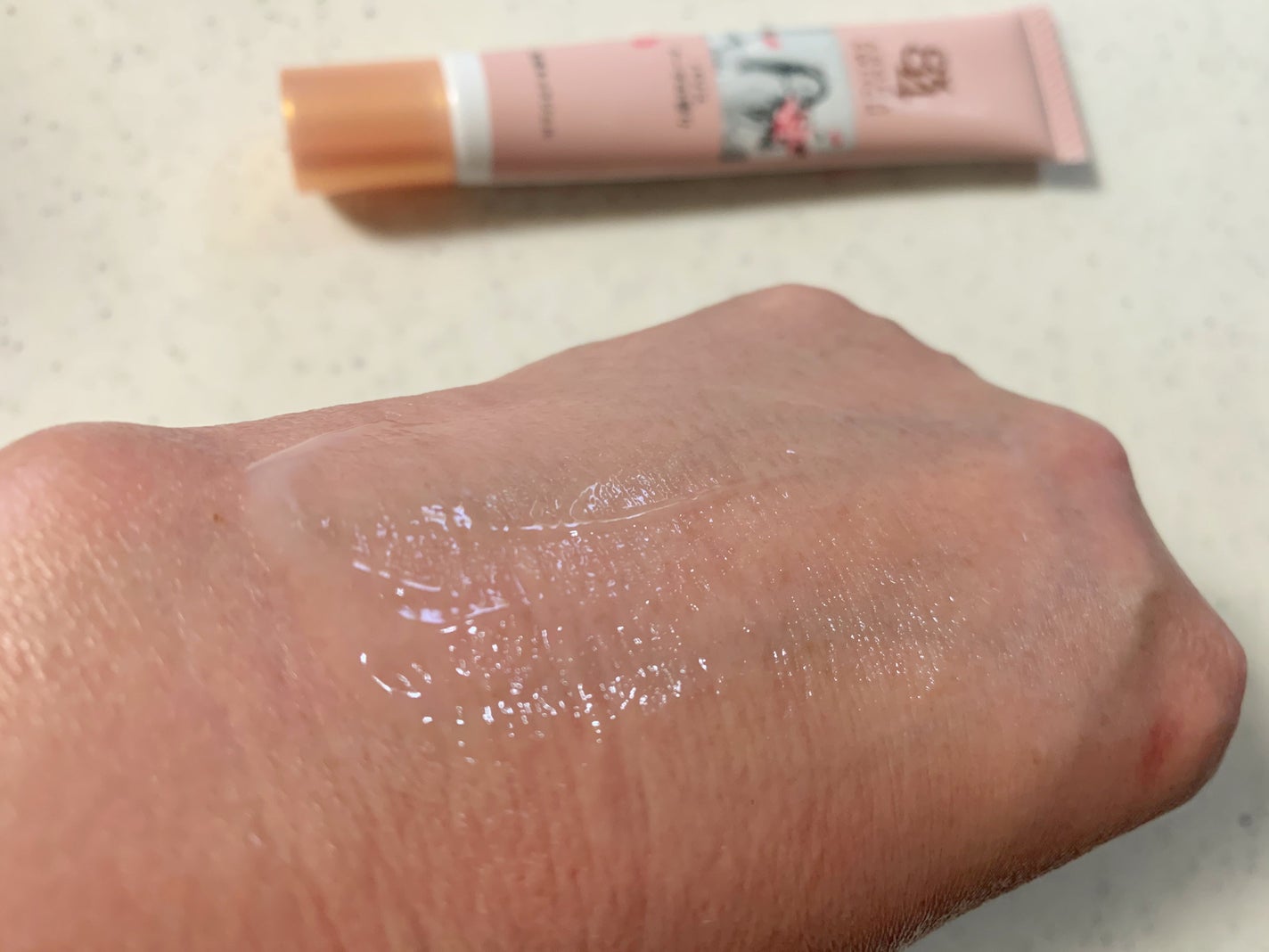 8x4 アロマスイッチ 涼感ネックジェル パリスブーケの香り/8x4/デオドラント・制汗剤を使ったクチコミ(4枚目)