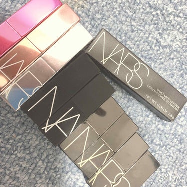 NARSのリップたち〜！
お迎えしました〜〜！！！！

何気NARSって1回も買ったことなくて。
気にはなってたけど大丸カウンター割と狭いし人多いし常に待ちあるしで渋ってたけどやっぱNARS欲しいって一