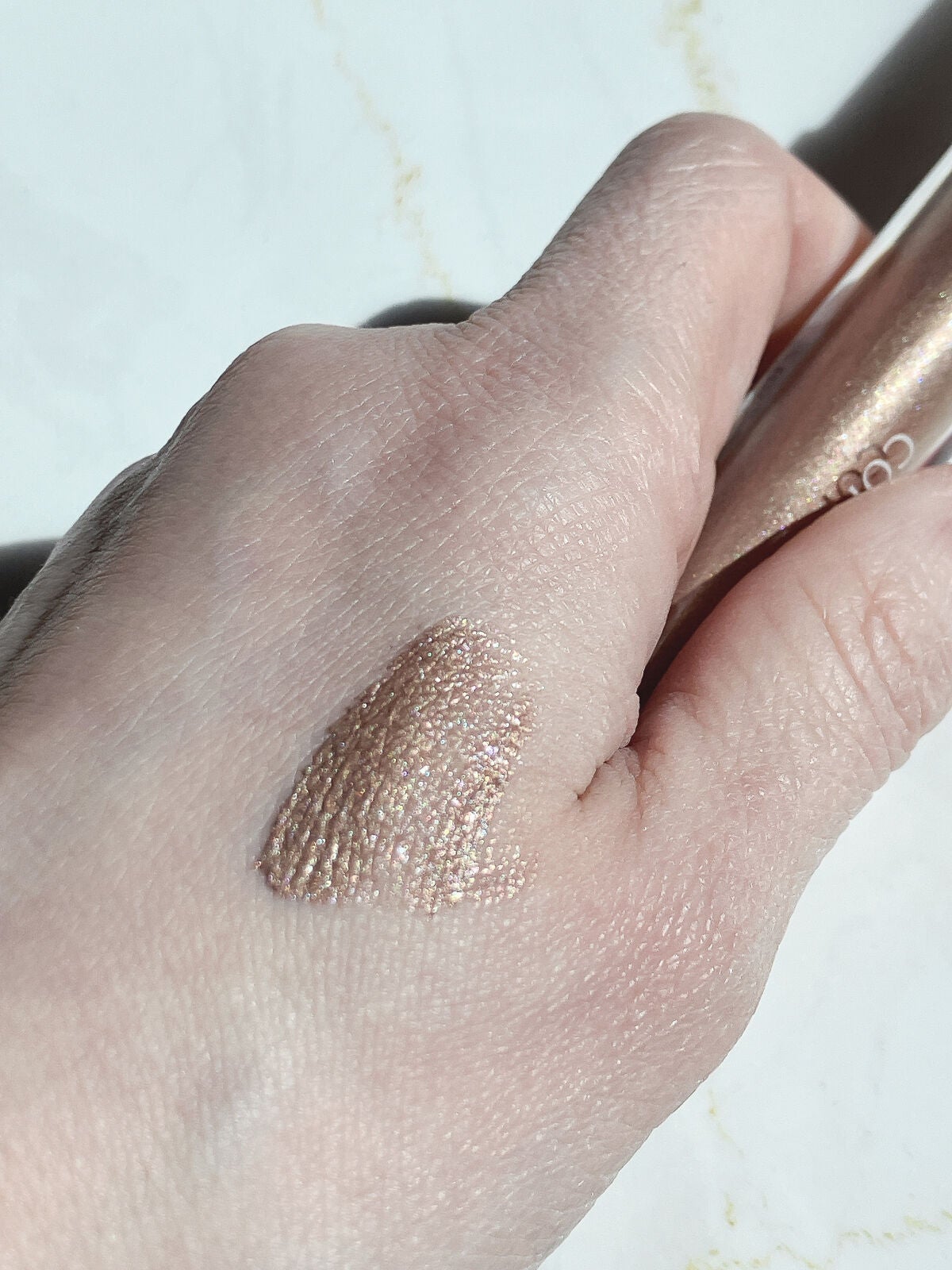 コントゥアアイグロス/コフレドール/リキッドアイシャドウを使ったクチコミ(2枚目)