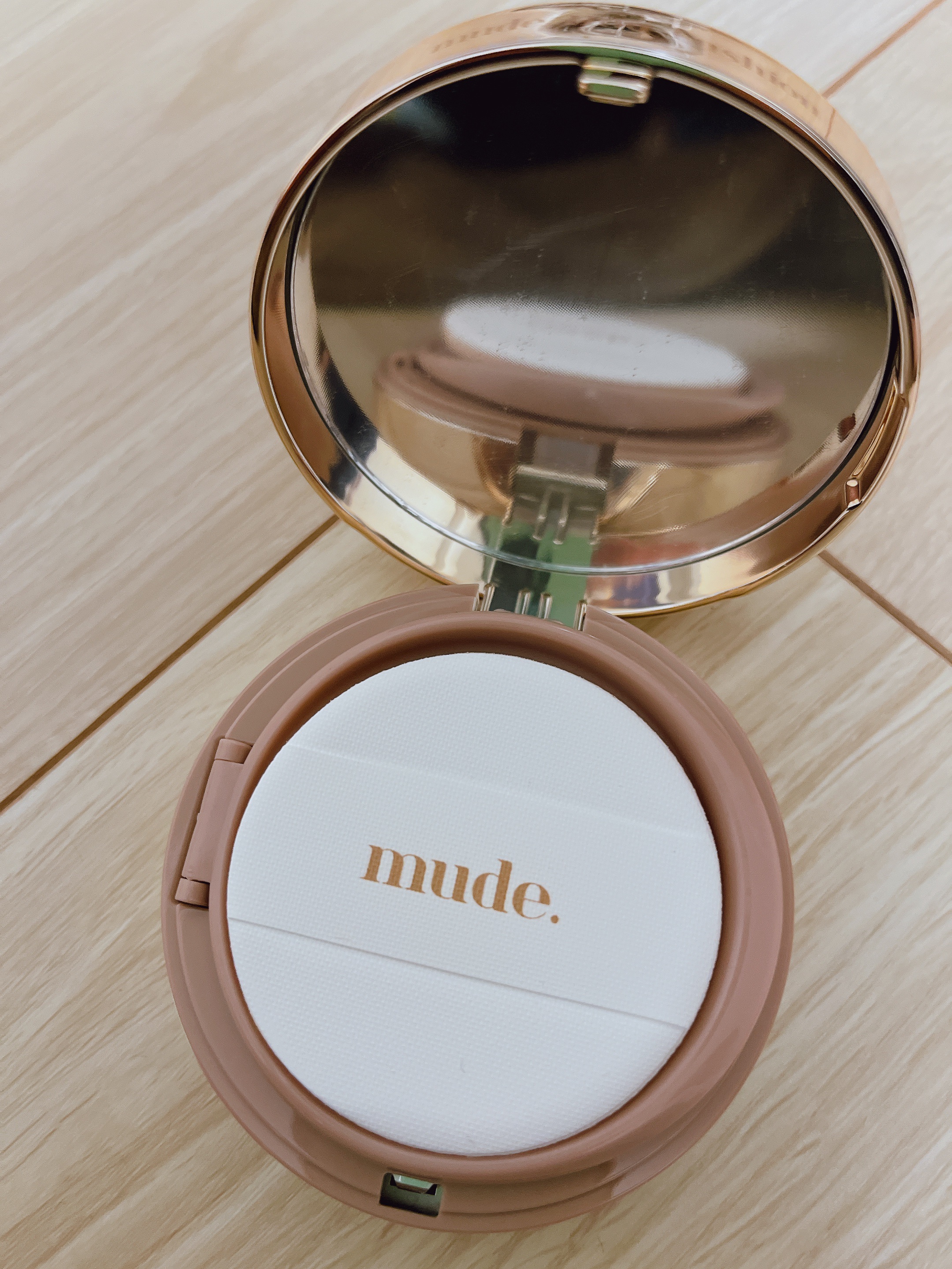 ハグクッション/mude/クッションファンデーションを使ったクチコミ（2枚目）