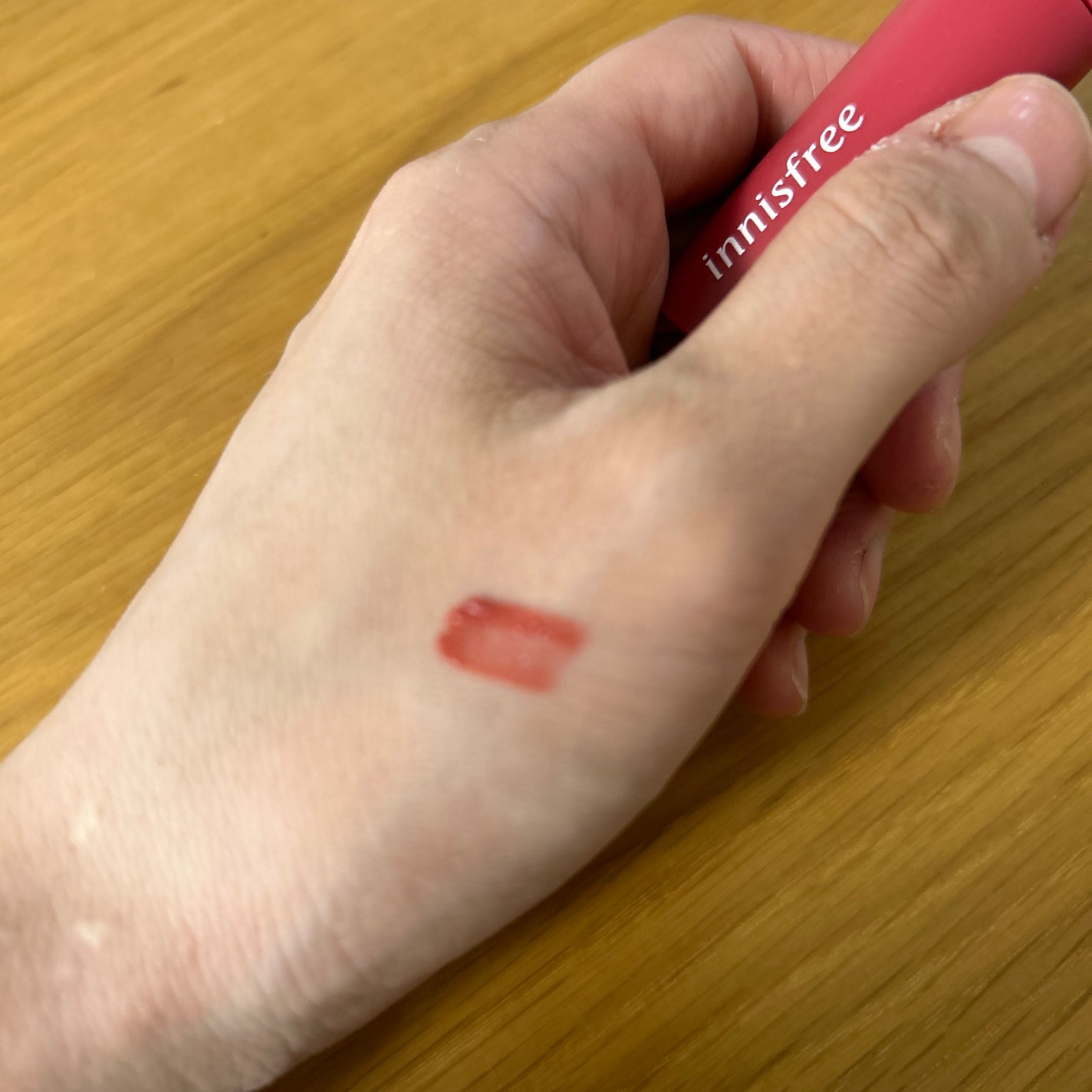 ビビッドコットン インクティント/innisfree/口紅を使ったクチコミ(3枚目)