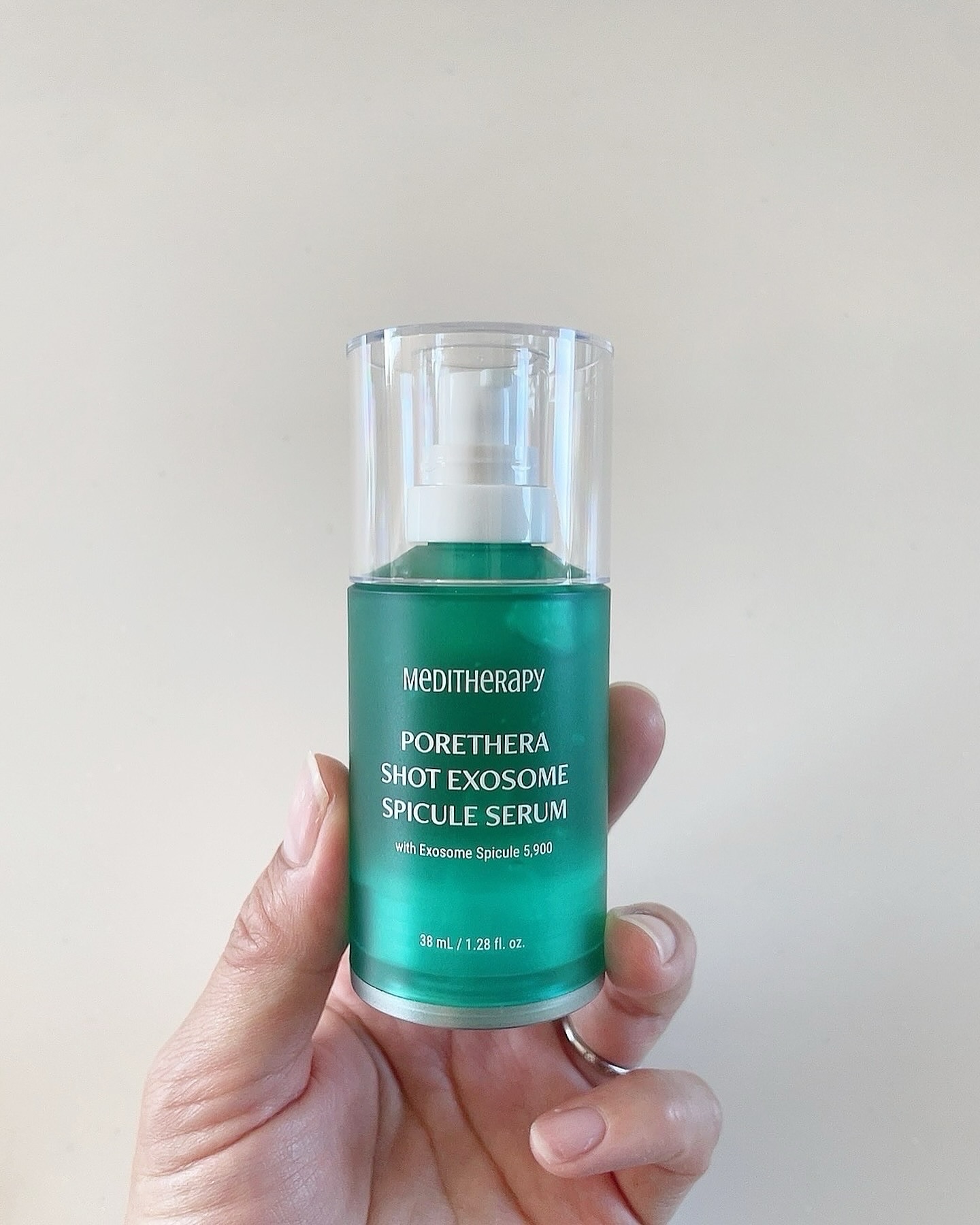 ポアセラショットエクソソームスピキュールセラム＆ ミニマイザー美顔/MEDITHERAPY/美容液を使ったクチコミ（2枚目）