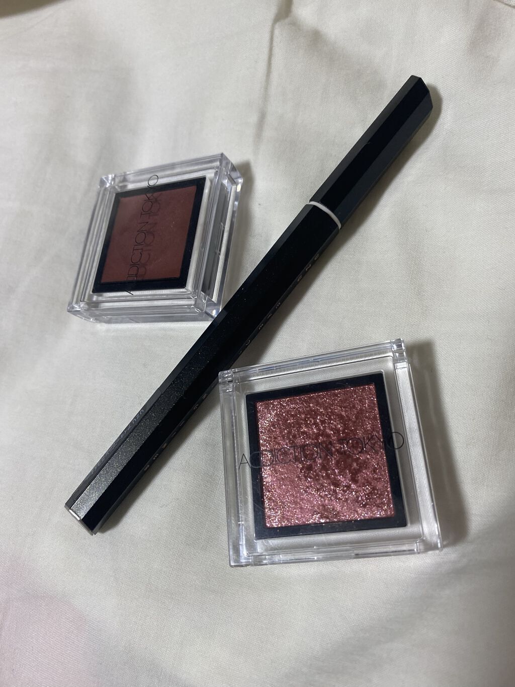 ザ アイシャドウ L 174 Red Pillar/ADDICTION/単色アイシャドウを使ったクチコミ（2枚目）