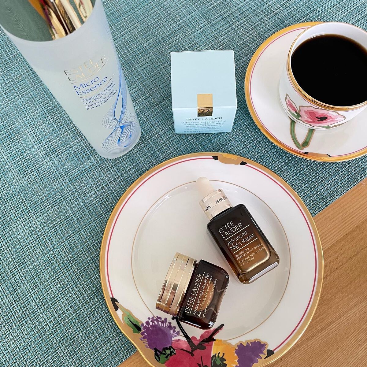 アドバンス ナイト リペア アイ SR コンプレックス/ESTEE LAUDER/アイケア・アイクリームを使ったクチコミ(8枚目)