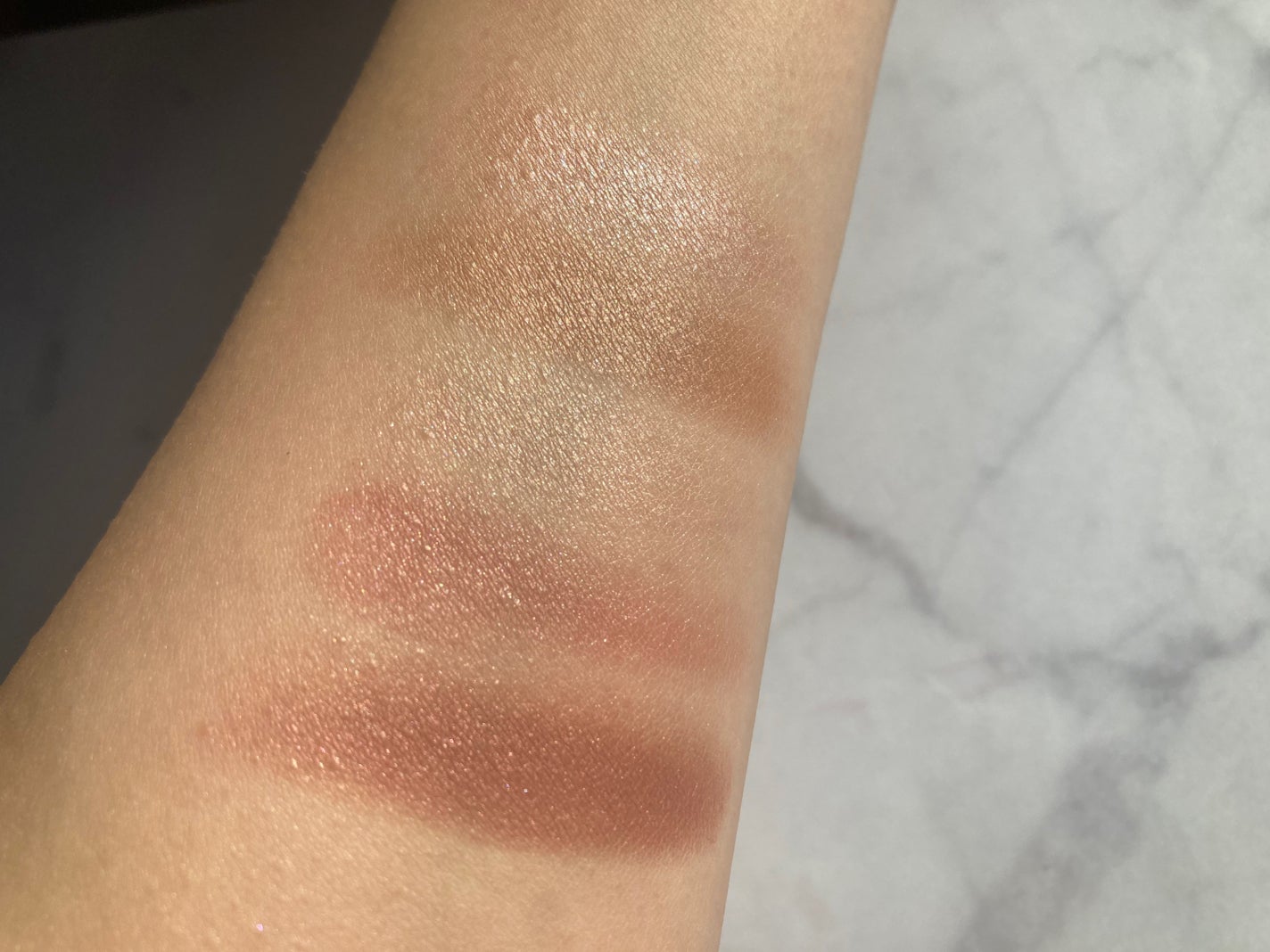 シグニチャー カラー アイズ/SUQQU/アイシャドウパレットを使ったクチコミ(3枚目)