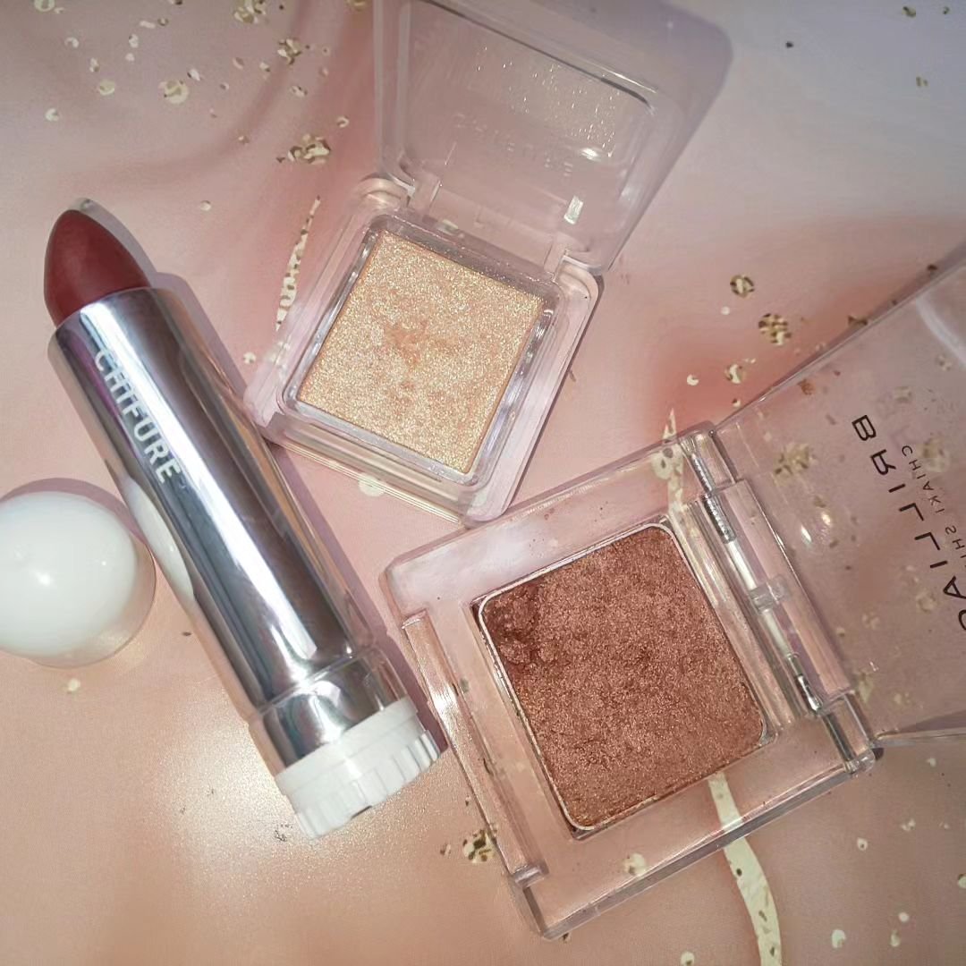 ワンダークリエイション  F05-ノラ/ブリリアージュ/単色アイシャドウを使ったクチコミ（3枚目）