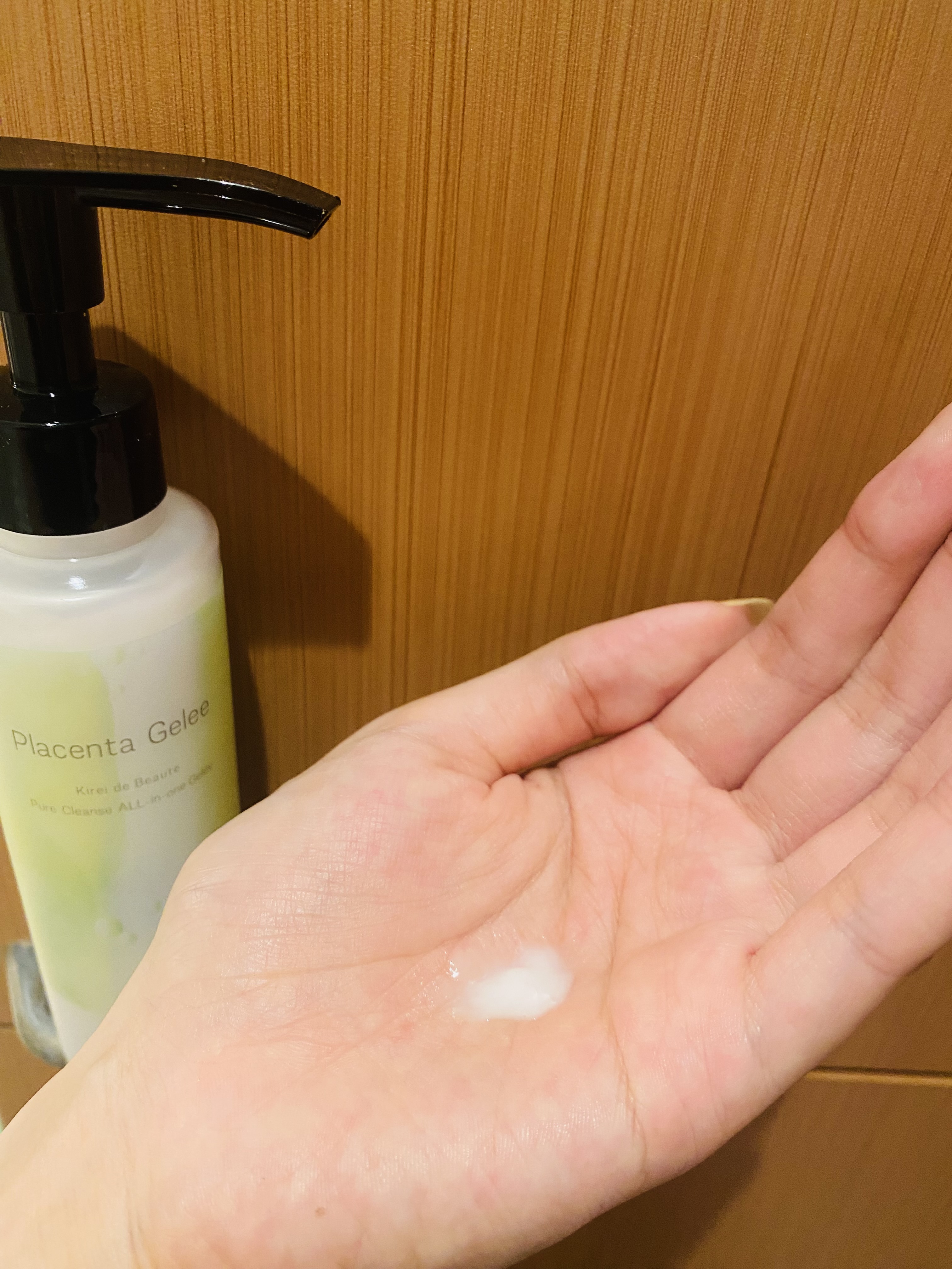 キレイデボーテ　オールインワンジュレ/キレイ・デ・ラボ/オールインワン化粧品を使ったクチコミ（2枚目）