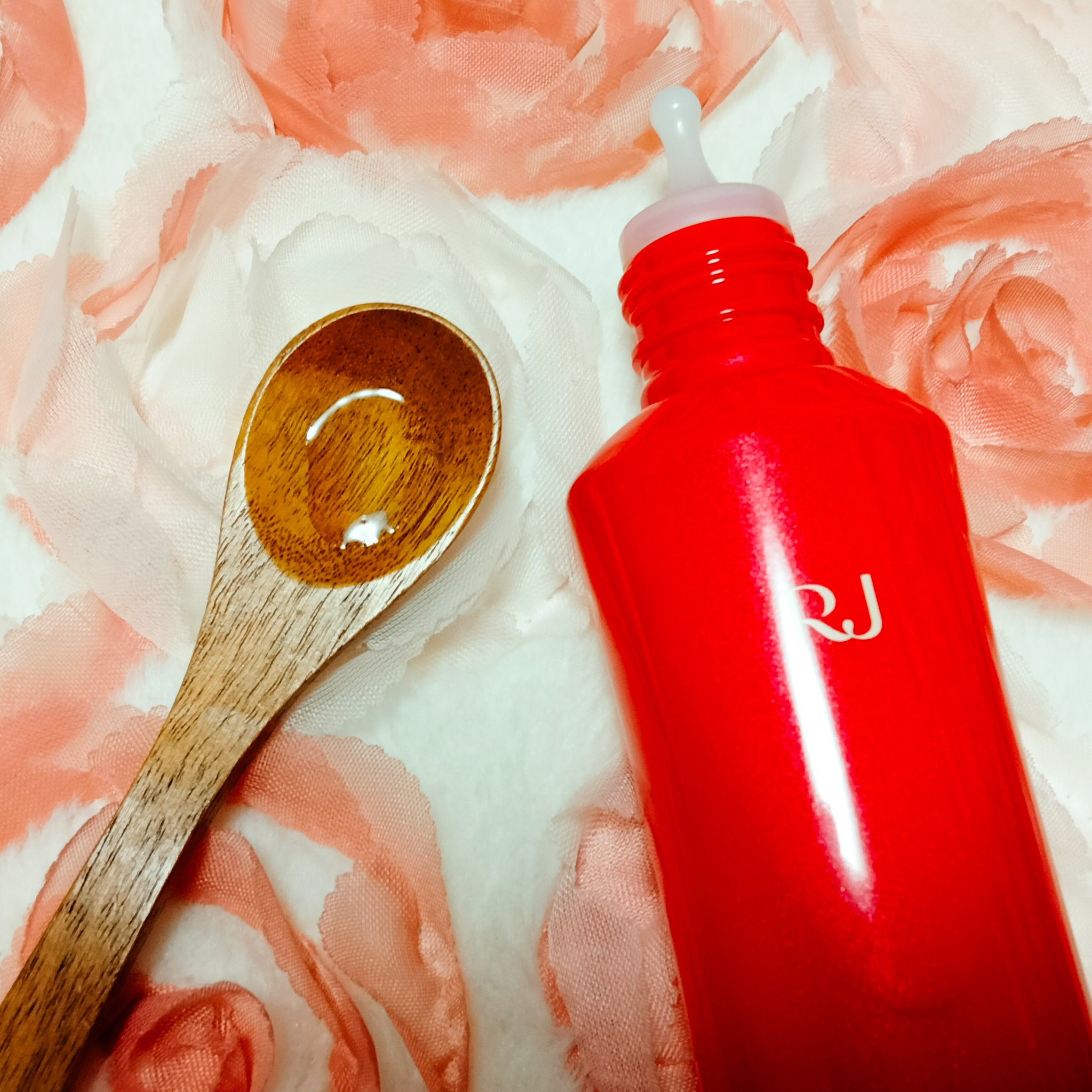 薬用 RJ地肌ケア エッセンス /アピセラピーコスメティクス/頭皮ローションを使ったクチコミ（2枚目）