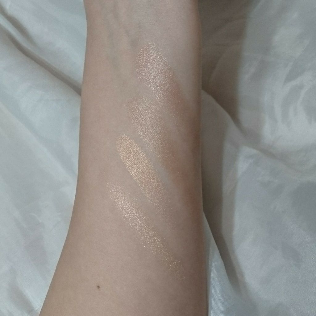 シャイニーシャドウ N/excel/単色アイシャドウを使ったクチコミ(2枚目)