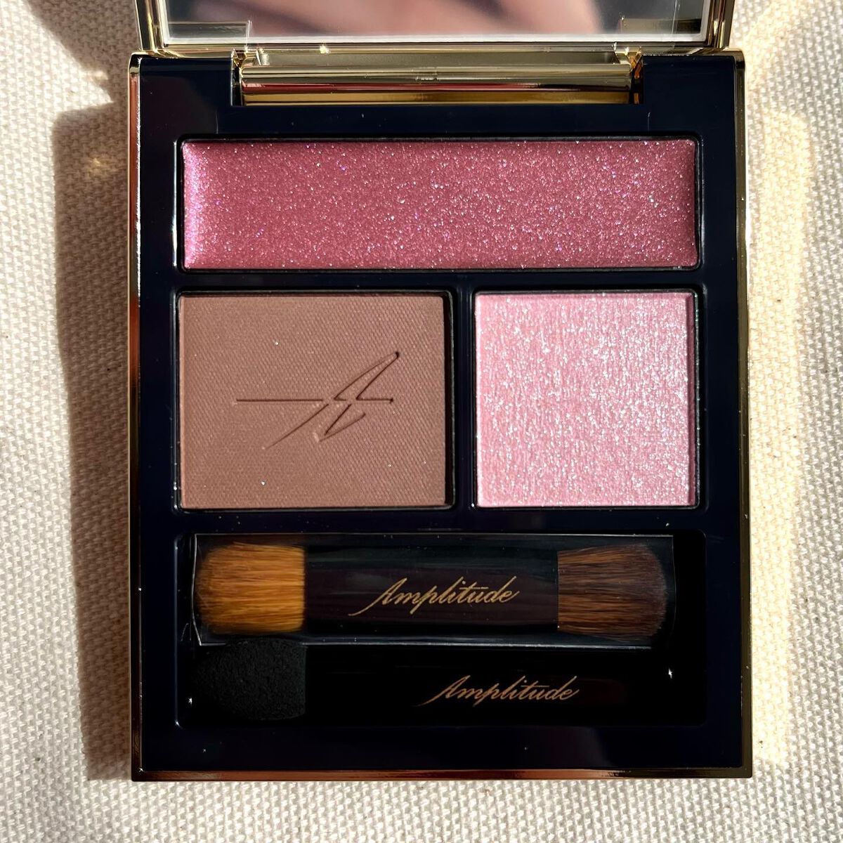 コンスピキュアス アイズ/Amplitude/アイシャドウパレットを使ったクチコミ(2枚目)