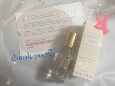 ♡JILLSTUART チェリーブロッサム　
オードパルファン


LIPS様から頂きました💕

JILLSTUARTボディ版みたいなブランドですが
福岡に店舗がないので初めて使用で楽しみでした😌


