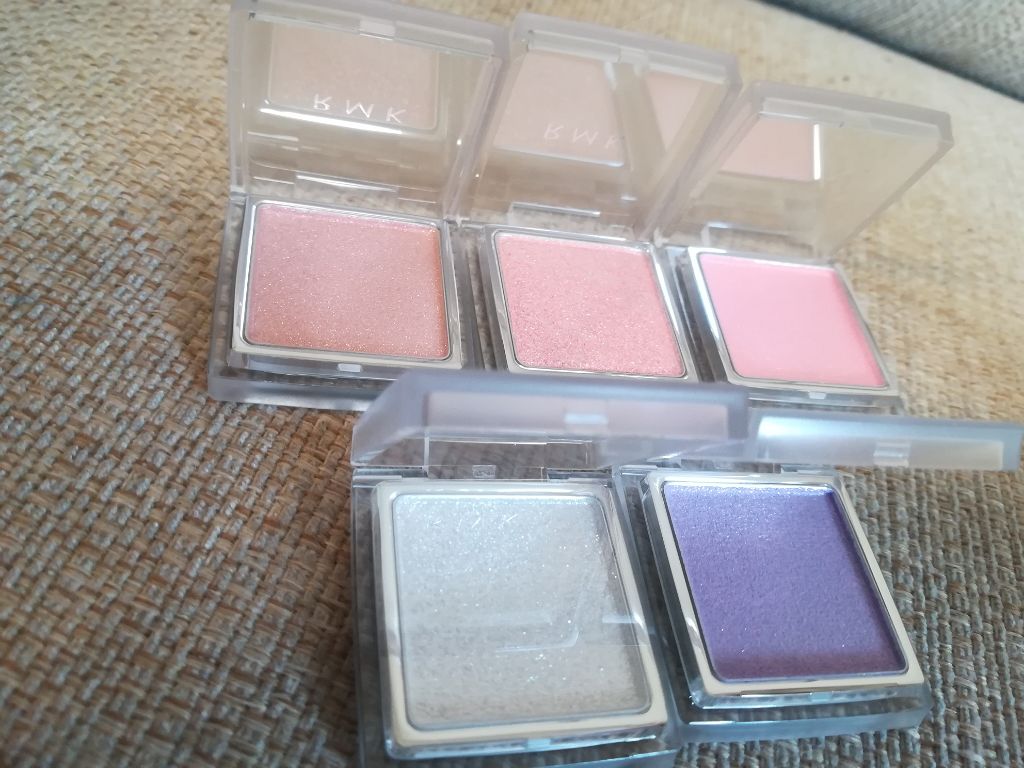 インジーニアス パウダーアイズ N/RMK/単色アイシャドウを使ったクチコミ（2枚目）