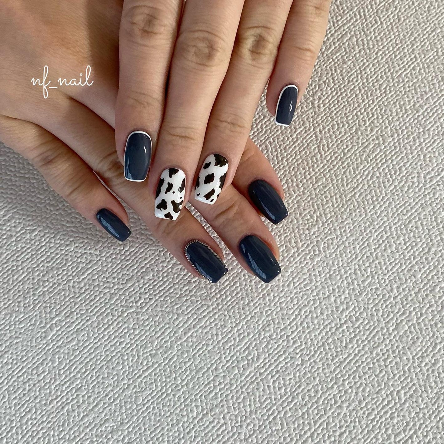 Natsumi◎nailist on LIPS 「animal.🐄♡.#ネイル#ネイルデザイン#ネイルアート..」(3枚目)