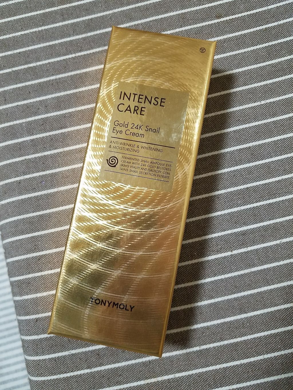インテンスケア ゴールド 24K スネール アイクリーム/TONYMOLY/アイケア・アイクリームを使ったクチコミ（1枚目）