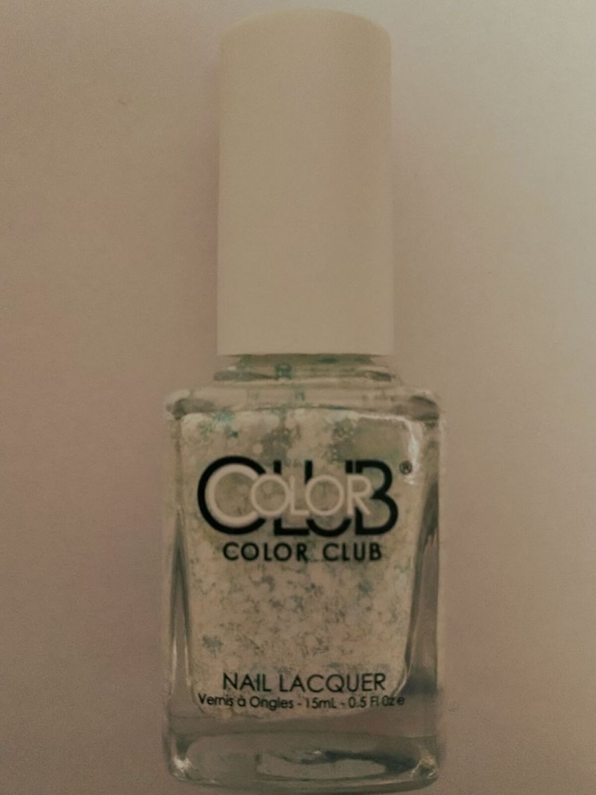 ぽてまる(フォロバ100) on LIPS 「いまだに使い方に悩むネイル😓会社の先輩からいただいたものなので..」(1枚目)