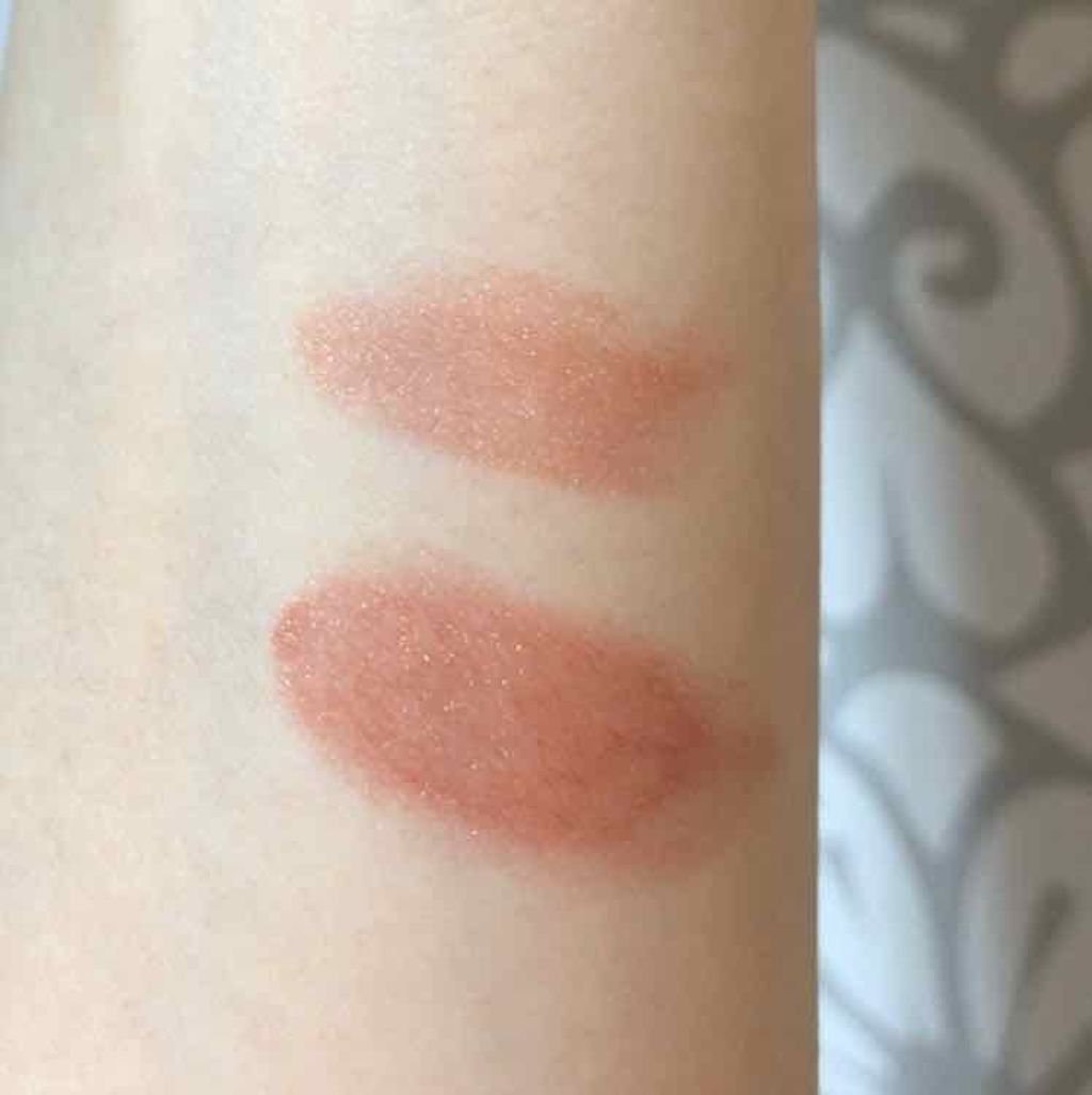 ラスティンググロスリップ/CEZANNE/口紅を使ったクチコミ(2枚目)